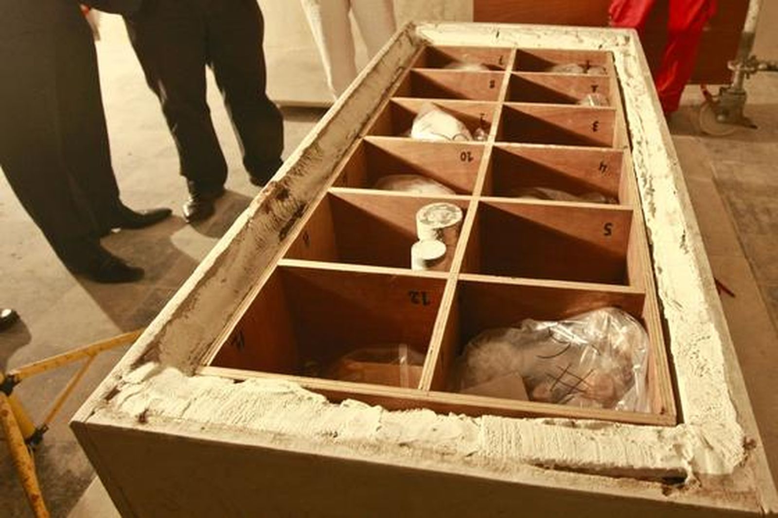 Los restos del diputado puertorriqueño fueron exhumados en la cripta de San Felipe Neri

Foto: Julio Gonzalez