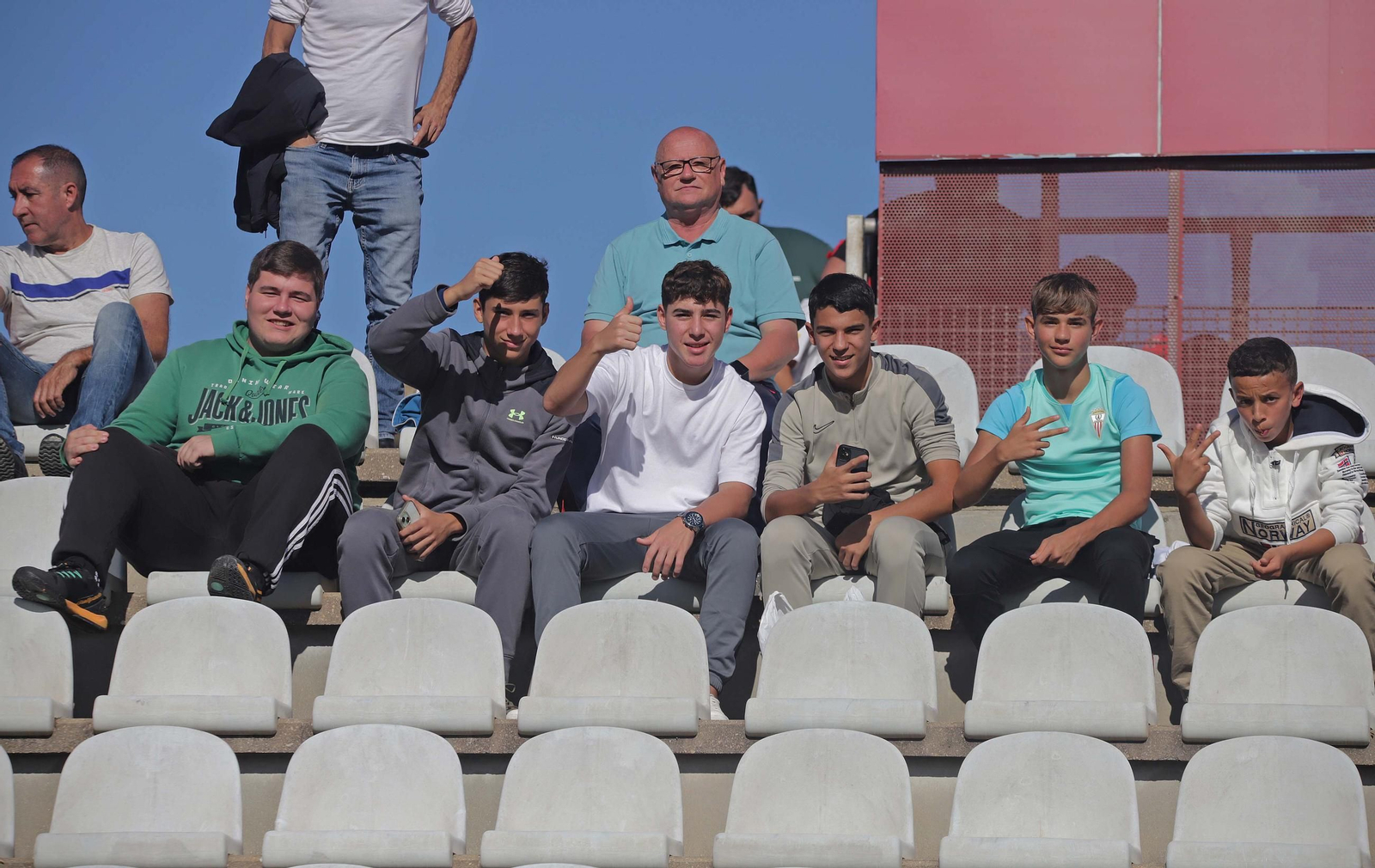 Búscate en el Nuevo Mirador durante el Algeciras - Atlético Madreliño de Primera Federación