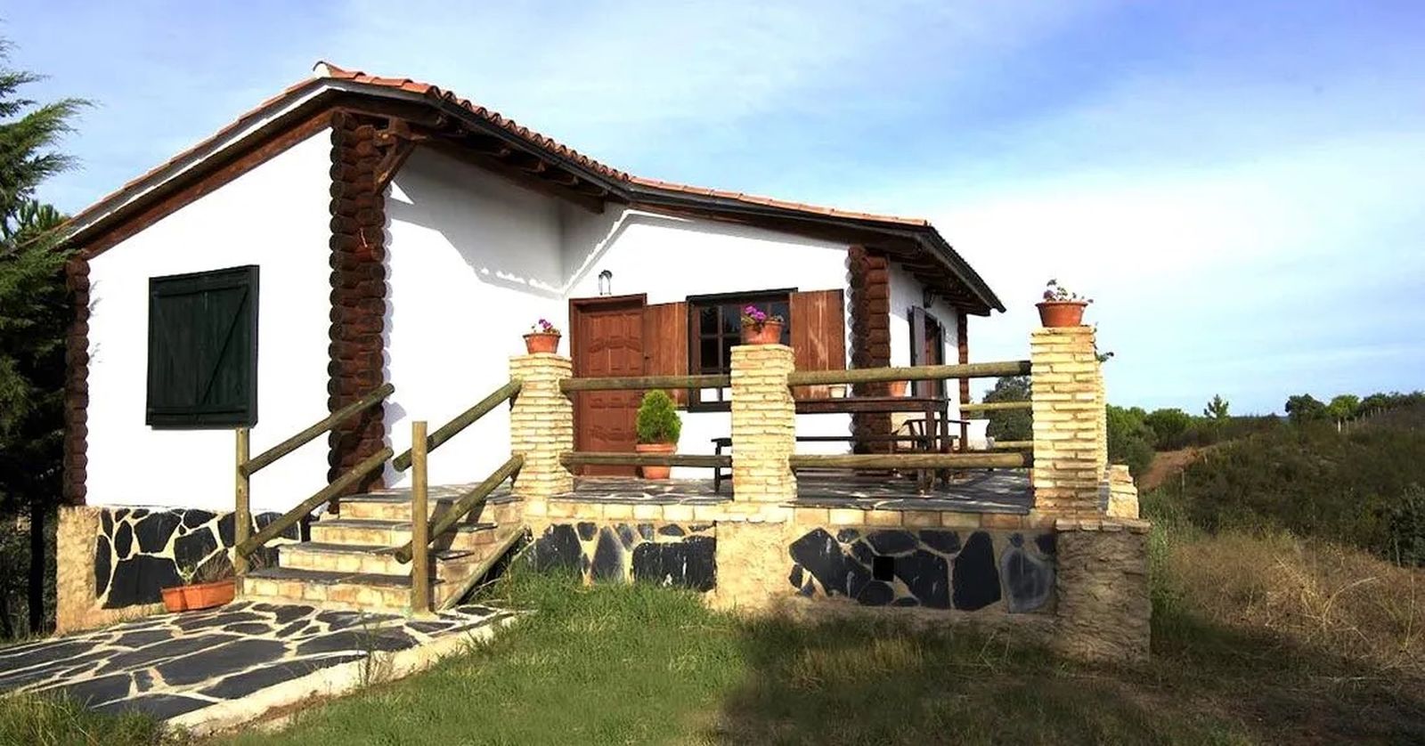 Parece Suiza, pero estas encantadoras cabañas de madera están en Huelva: "Una experiencia inolvidable"