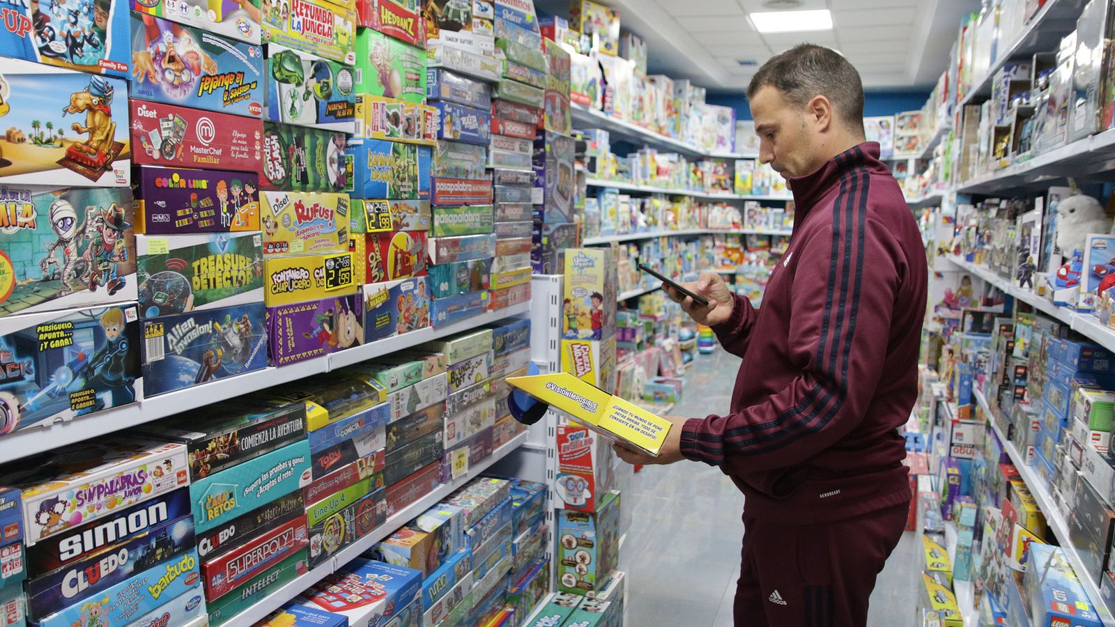 Superjuguete, en la capital, La Cañada y Garrucha