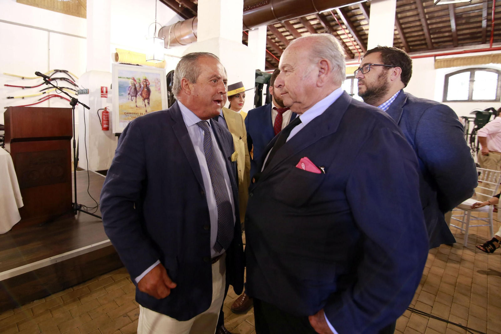 Presentación de la Carrera de Caballos de Sanlucar en el Museo de Enganches de Jerez