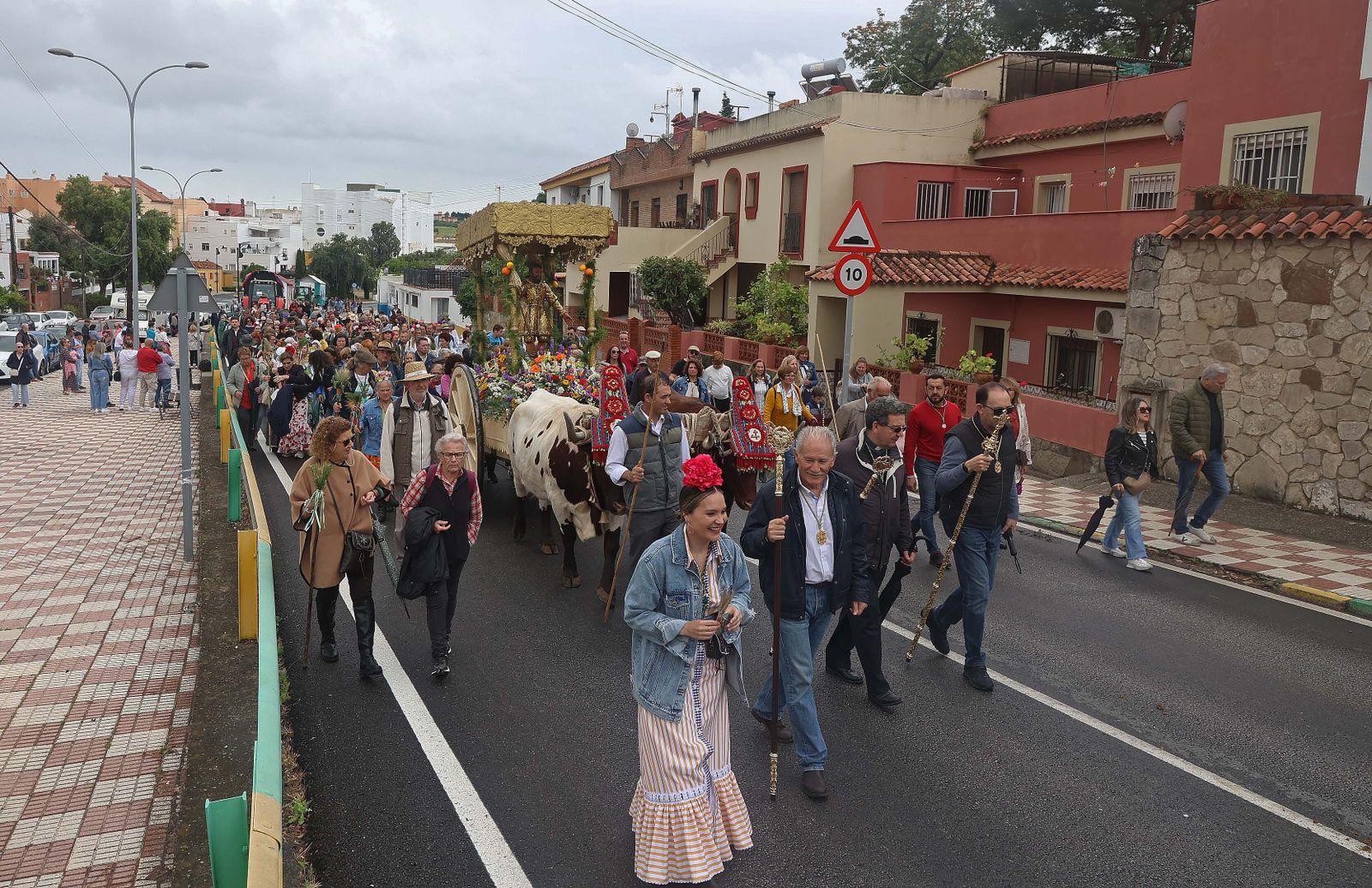 Búscate en las fotos del sábado en la romería de Los Barrios