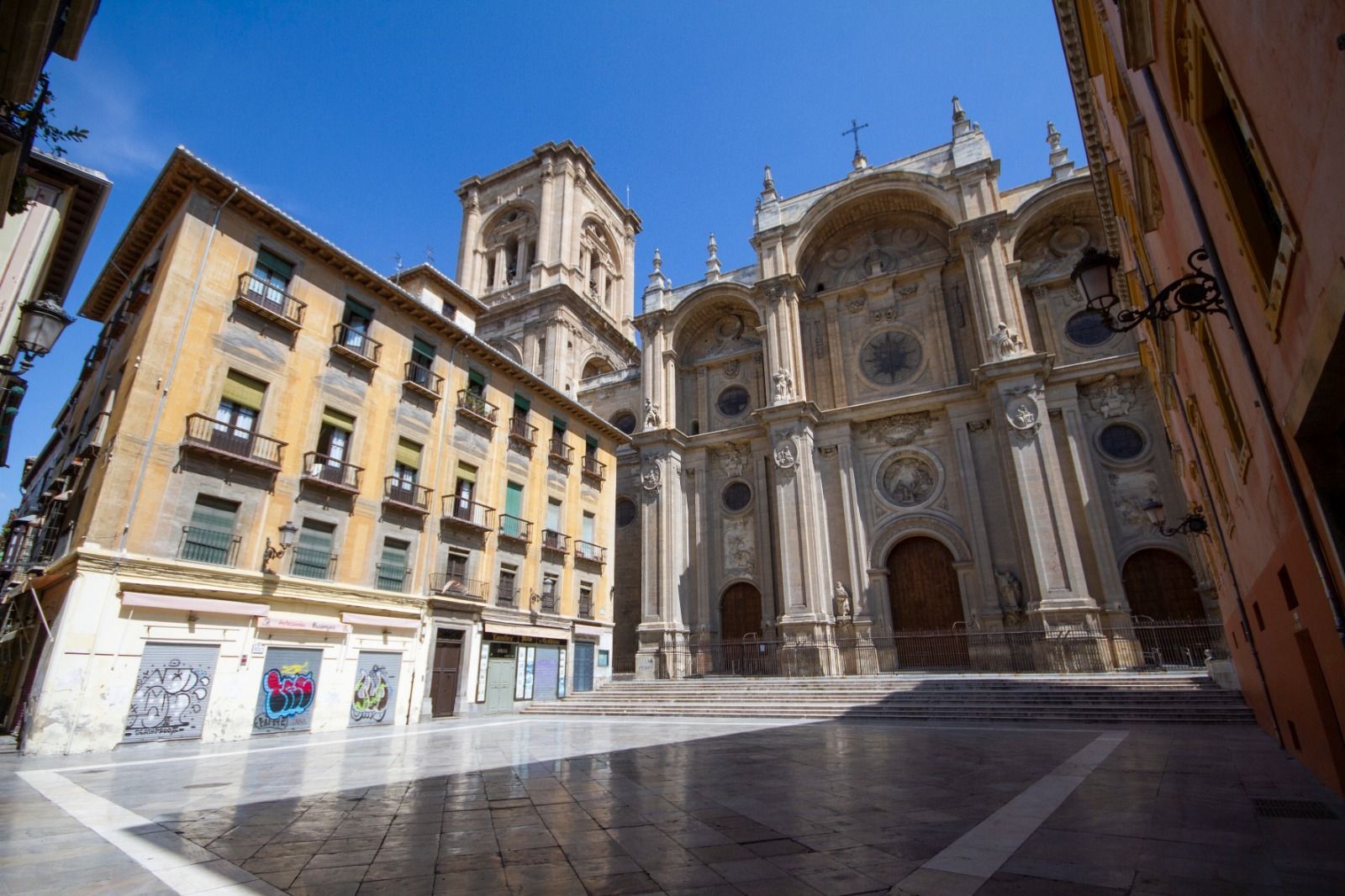 Las mejores fotos de Granada en los 98 días del estado de alarma