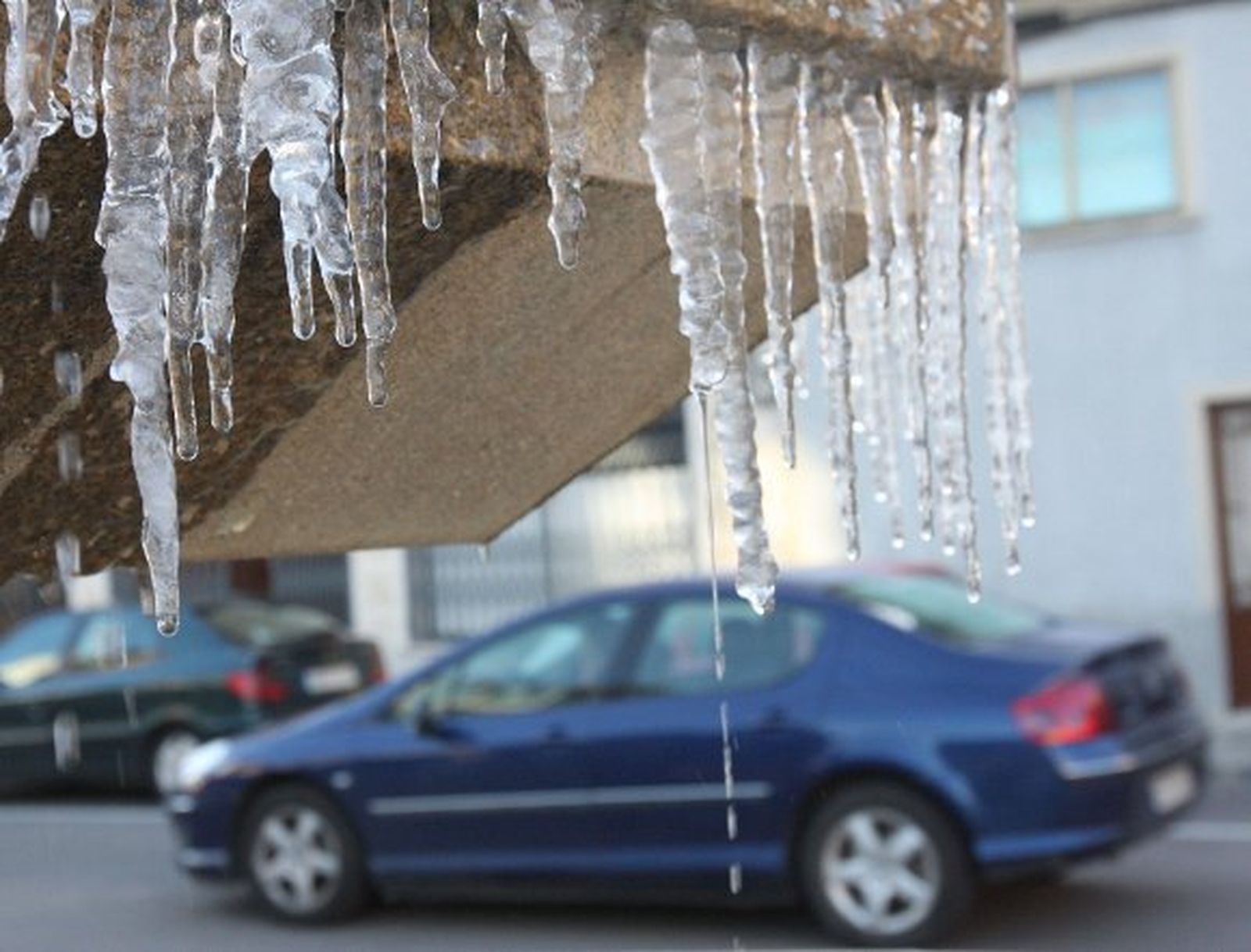 El frío mantiene a 34 provincias en alerta en el interior peninsular