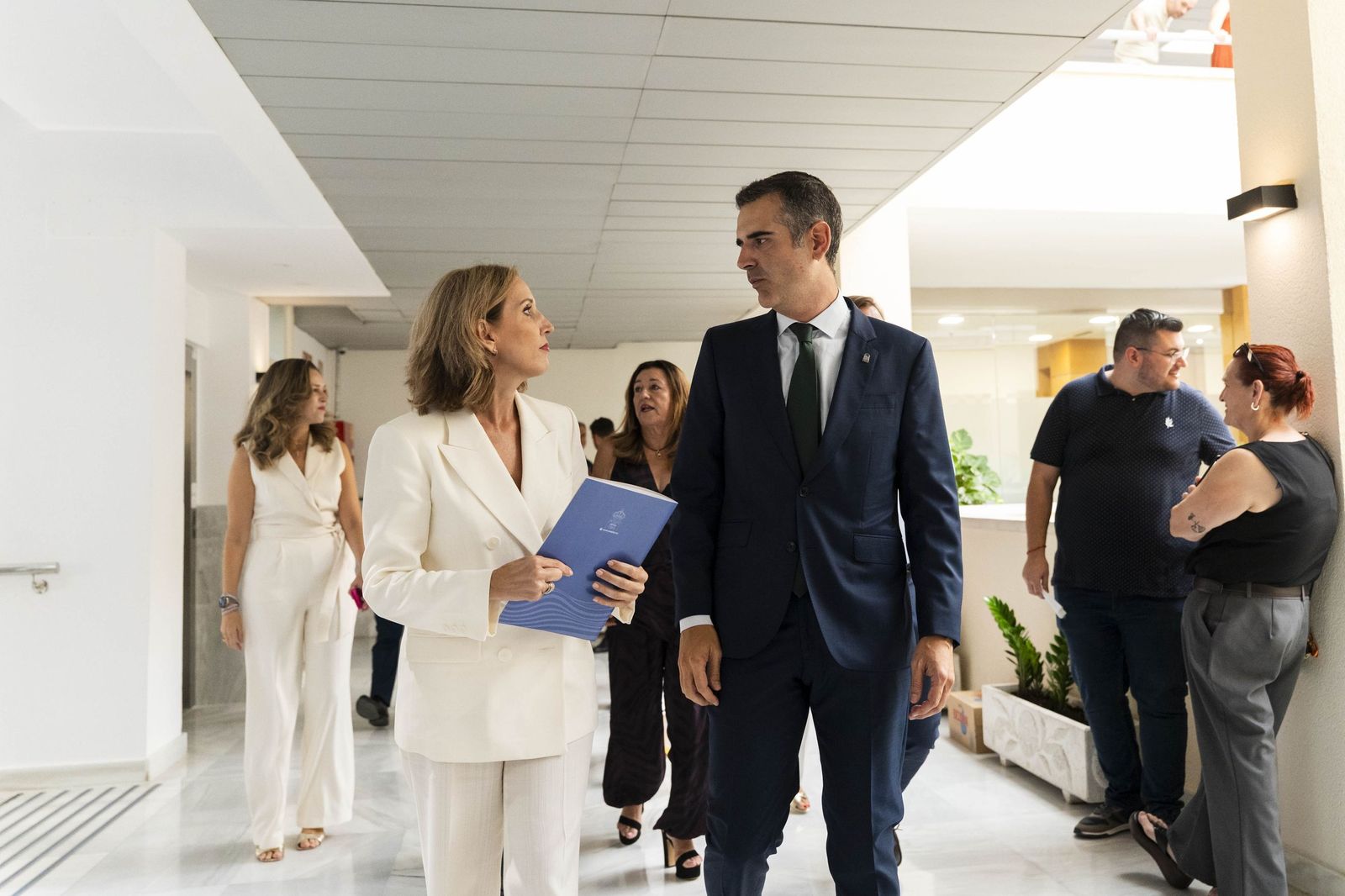 Julia Ibáñez toma posesión como nueva alcaldesa de El Ejido, en imágenes