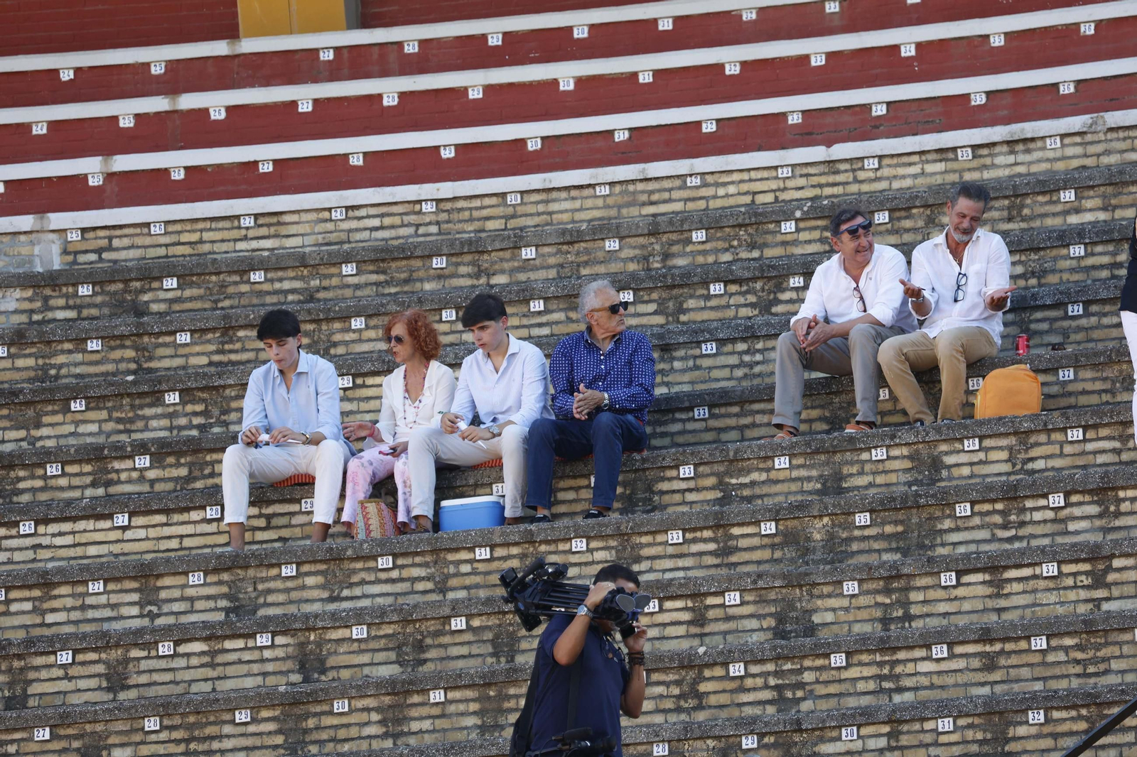 Búscate durante la corrida de toros del jueves de la Feria Real de Algeciras 2025