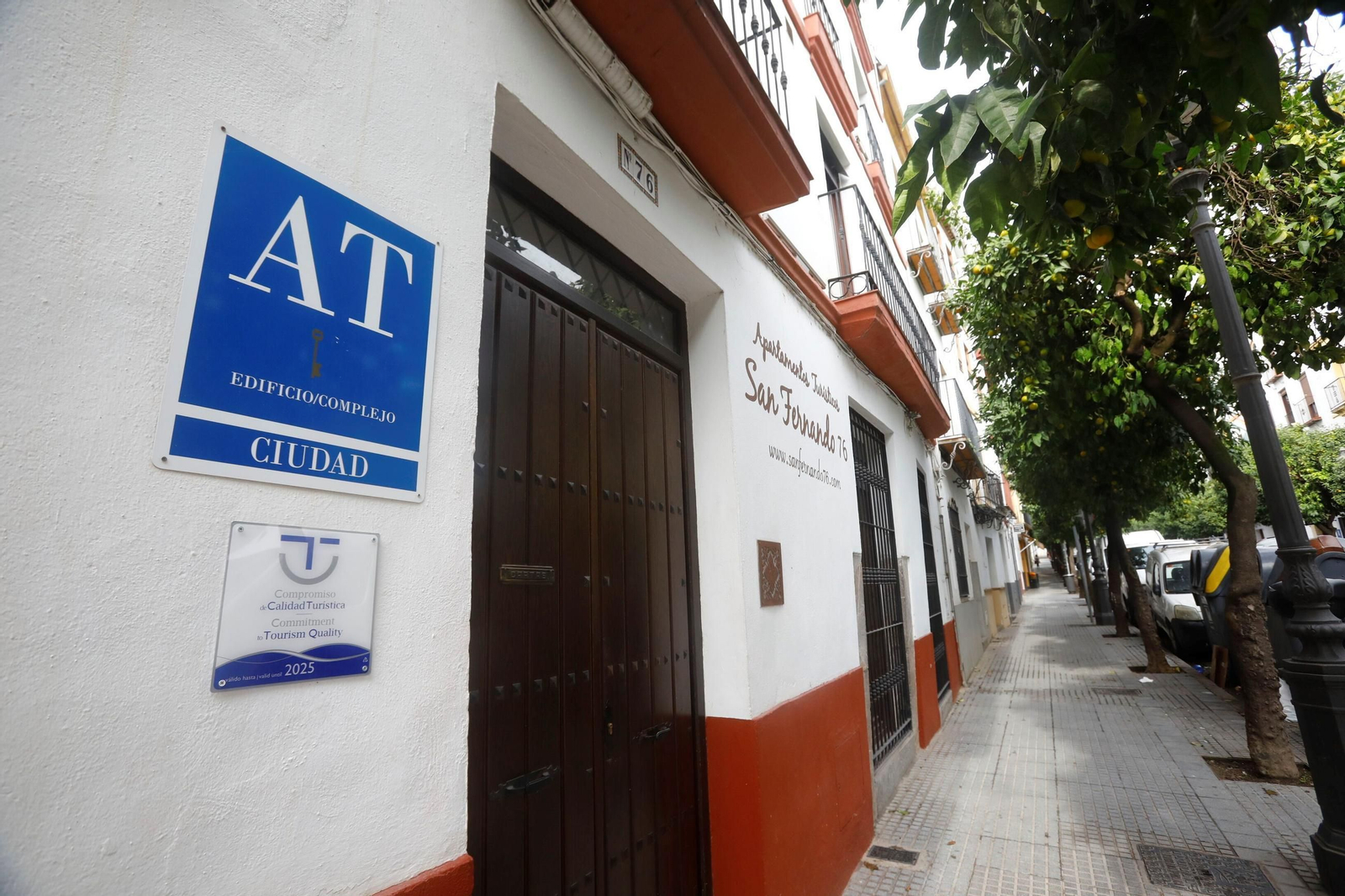 Edificio de apartamentos turísticos en la calle San Fernando