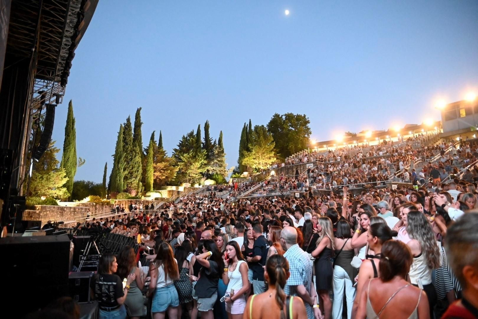 Las mejores imágenes del concierto de Dani Fernández en el Festival de la Guitarra de Córdoba