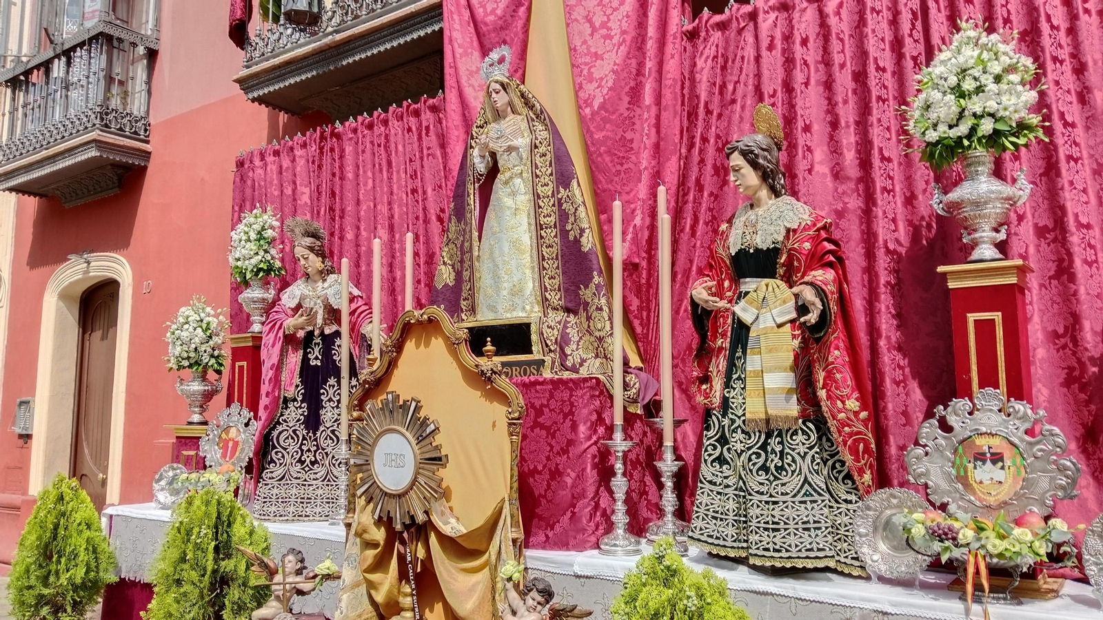 Altares y alfombras del Corpus en San Fernando: Medinaceli, primer premio