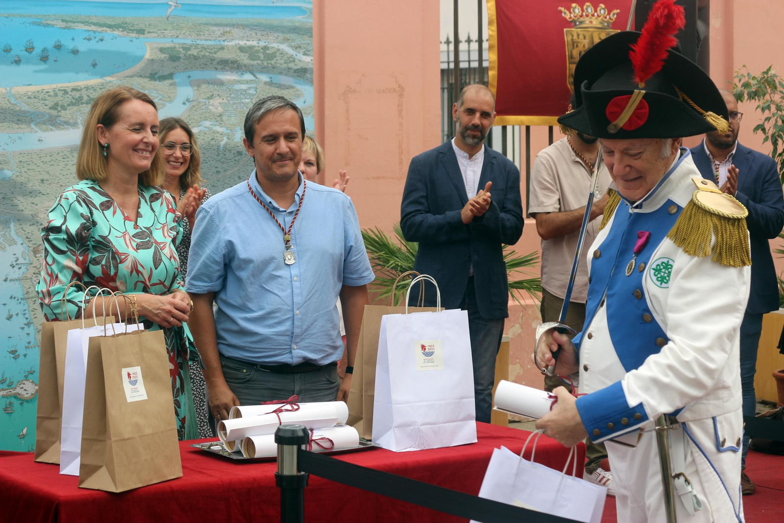 Las imágenes del desfile de tropas de la Batalla del Trocadero