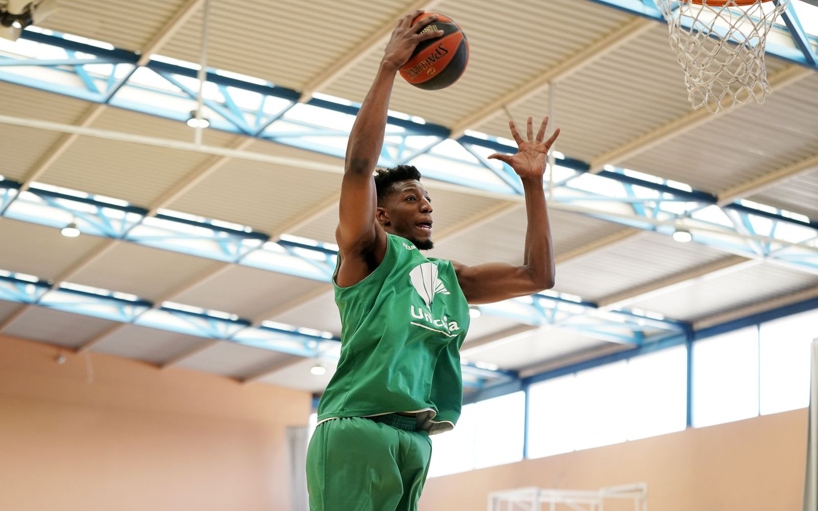 El Unicaja prepara el derbi andaluz ante el Betis