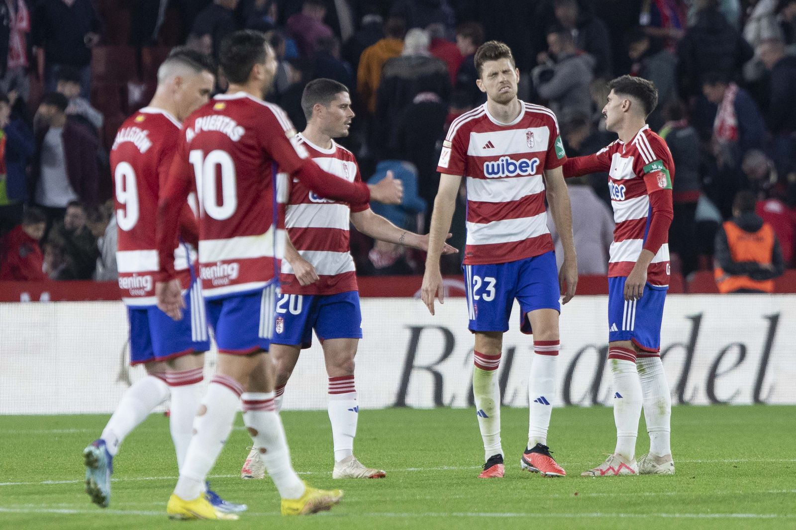 El cuadro rojiblanco suma ya diez partidos sin conocer la victoria.