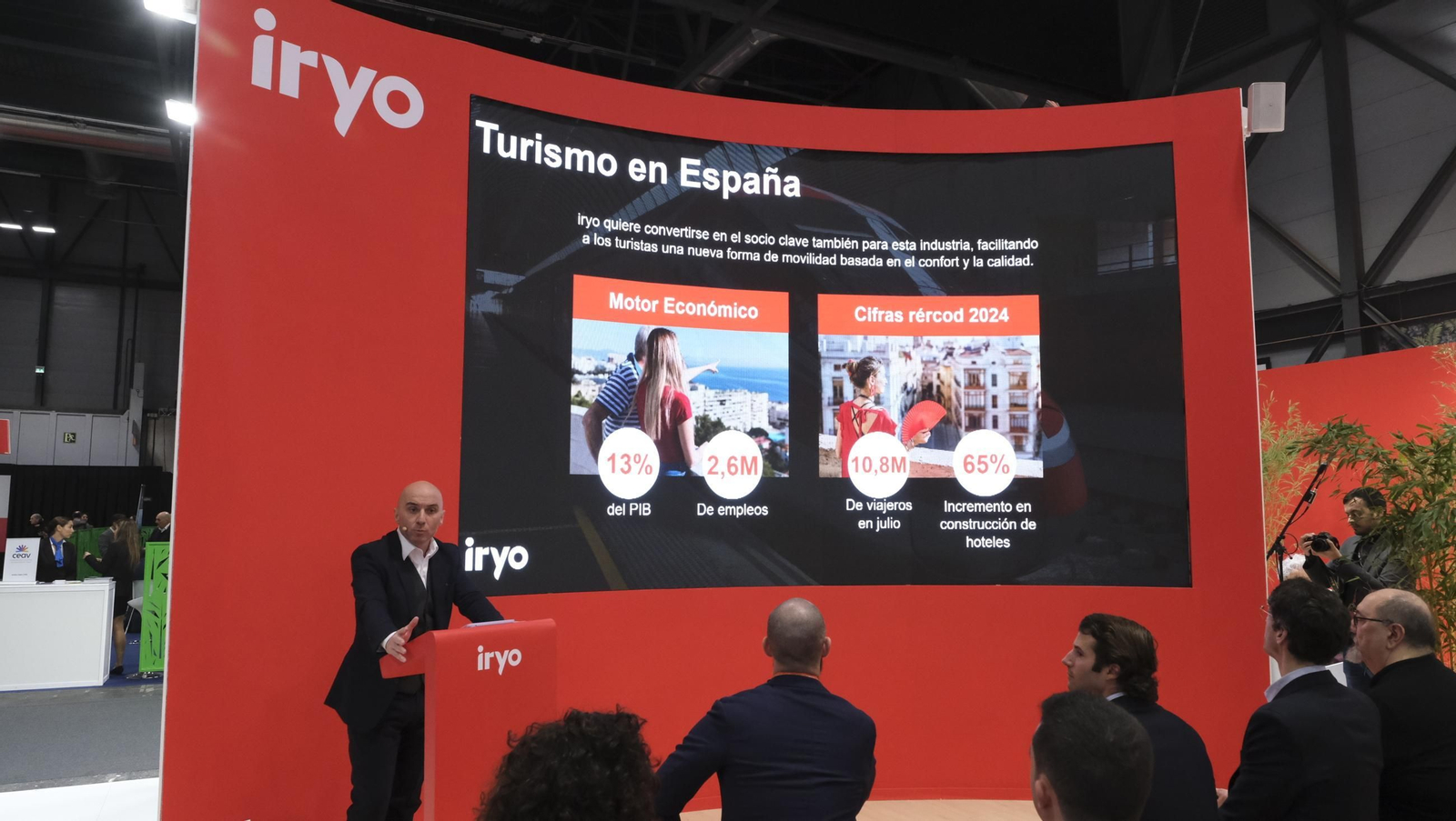 Las imágenes del segundo día de FITUR 2025, en Madrid