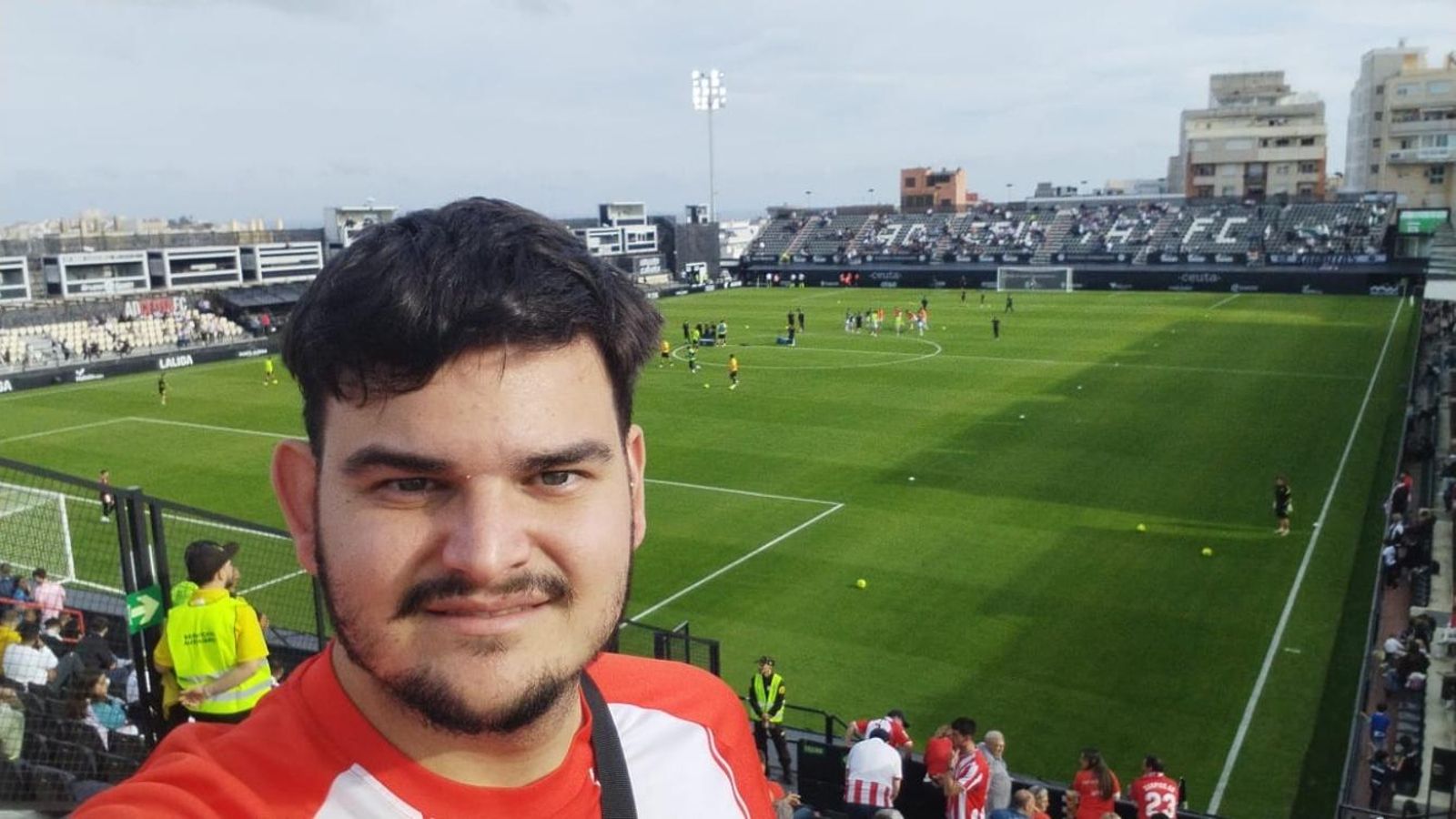 Guillermo Oña viajó desde Almería hasta el Estadio Municipal Alfonso Murube de Ceuta.