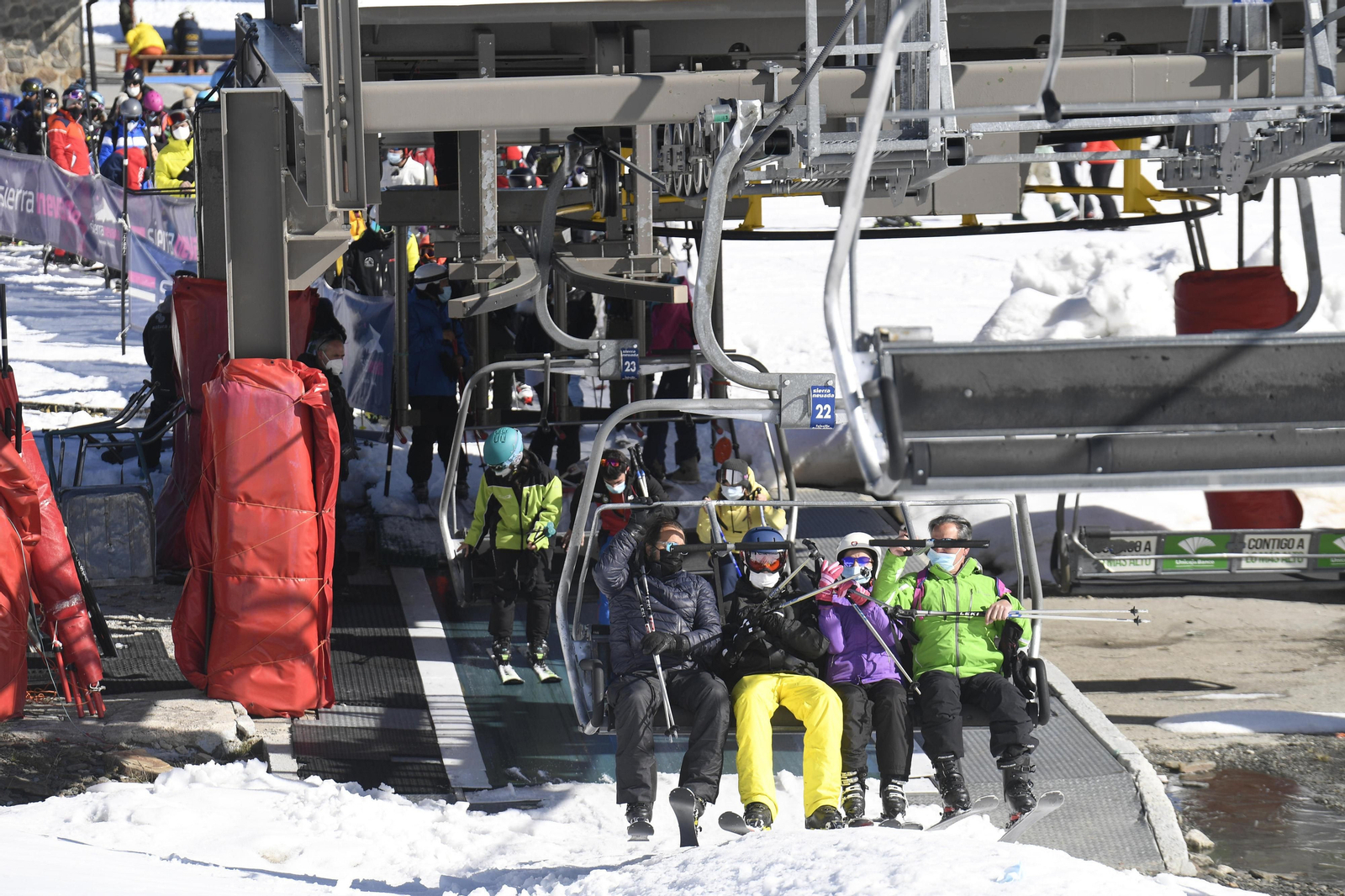 Fotos del último día de esquí en Sierra Nevada