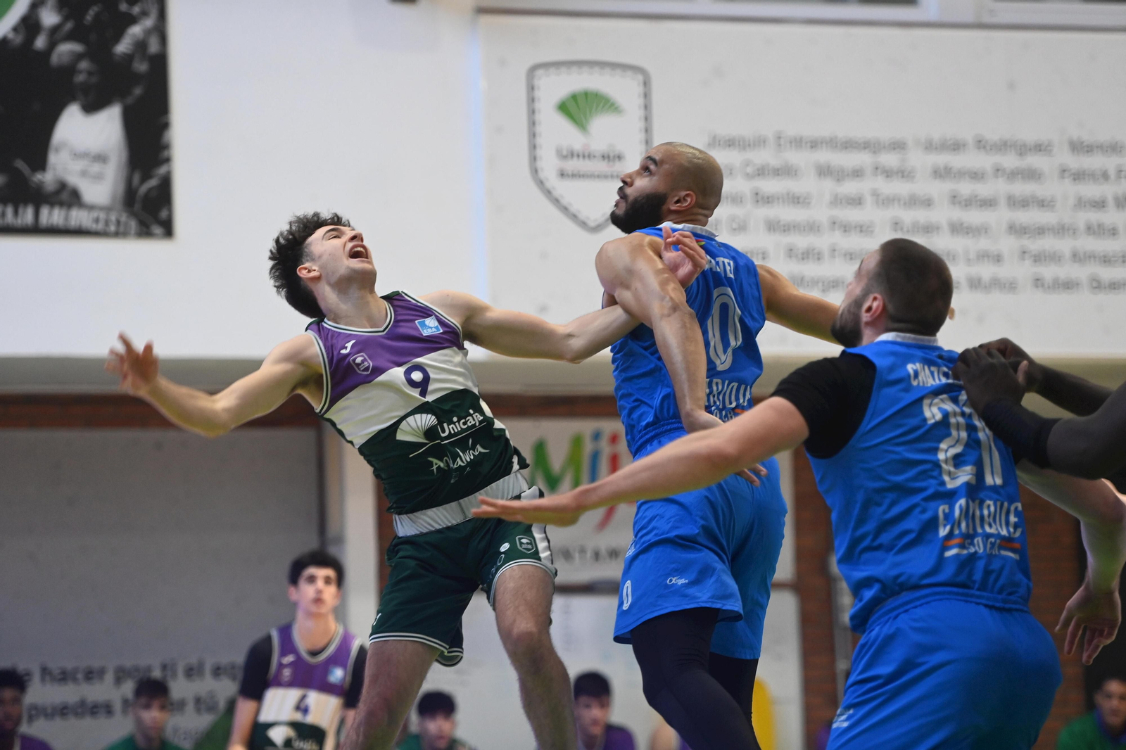 El Unicaja vence al Enrique Soler en la Liga EBA