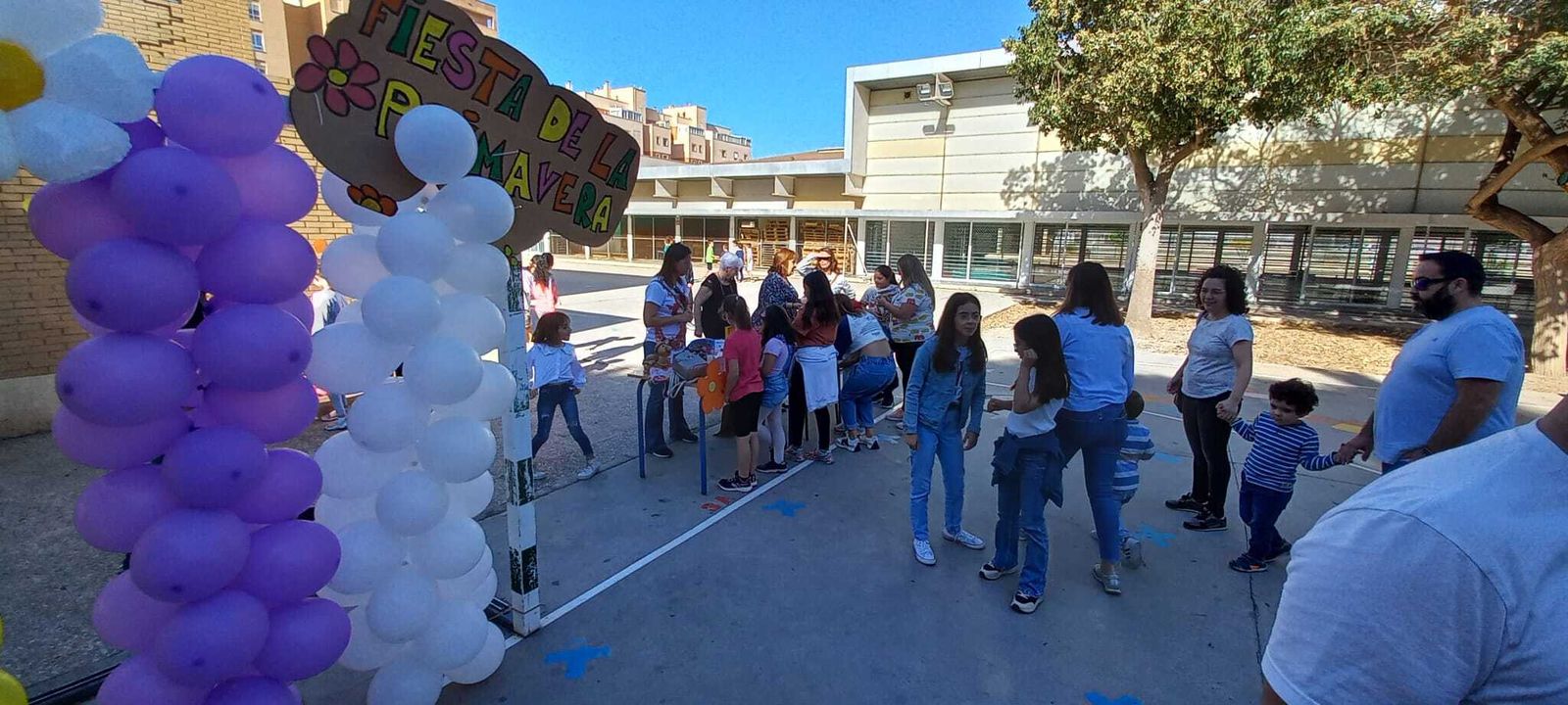 Fiesta de la Primavera en el CEIP Rafael Alberti para hacer del colegio un espacio cardioasegurado y cardiosaludable