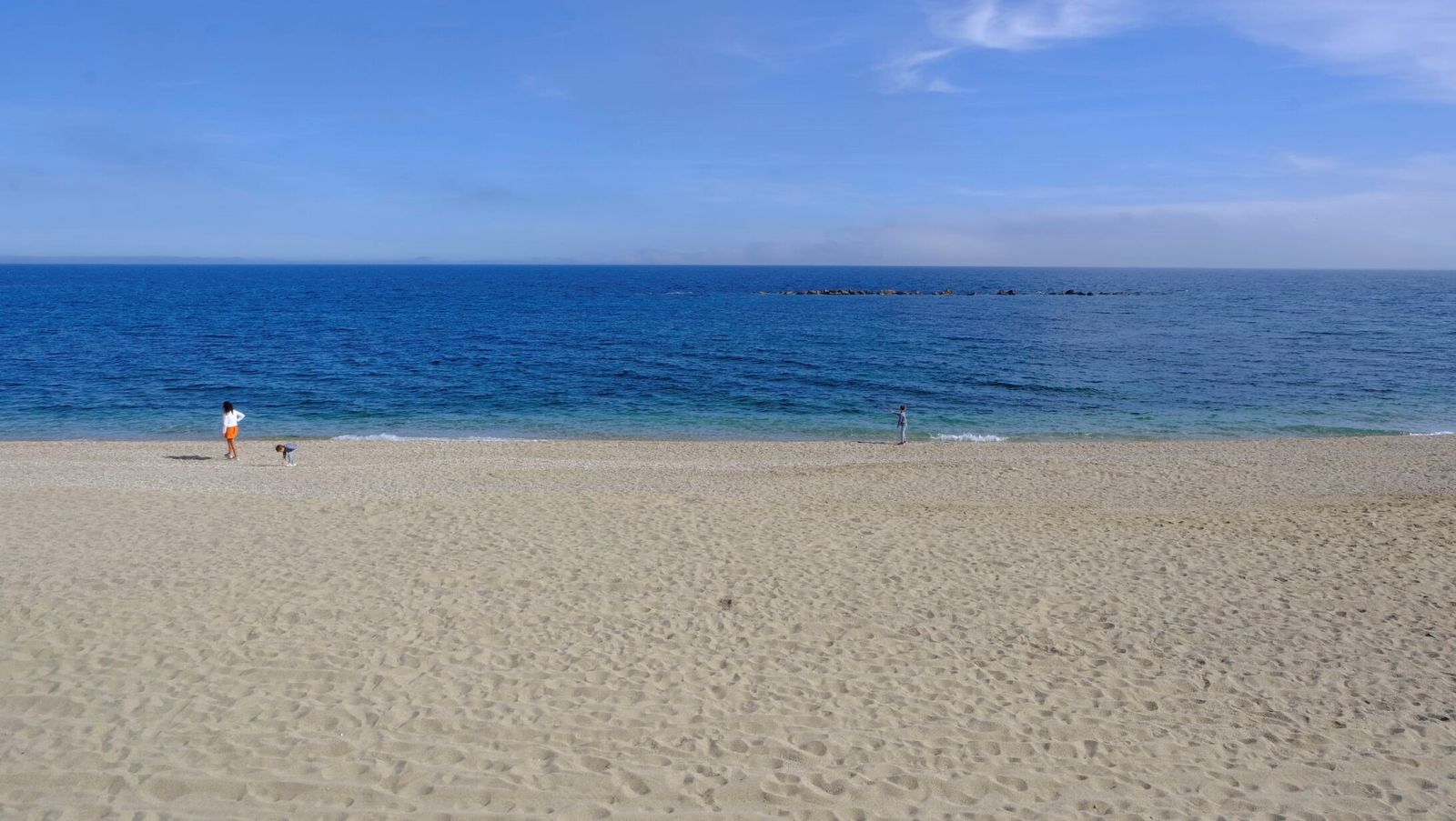 Temperatura muy agradable en pleno invierno junto al mar en Garrucha.
