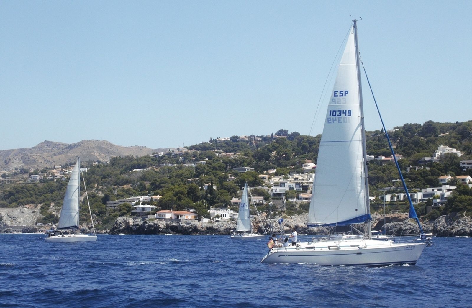 Uno de los participantes en la III Regata Costa Tropical.