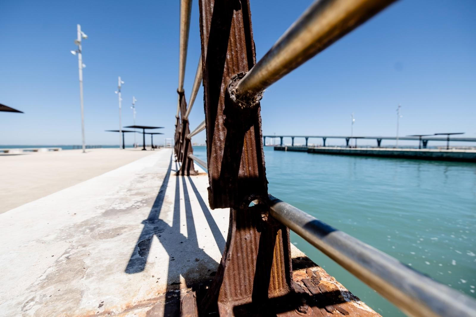 Así está el paseo del barrio de Astilleros