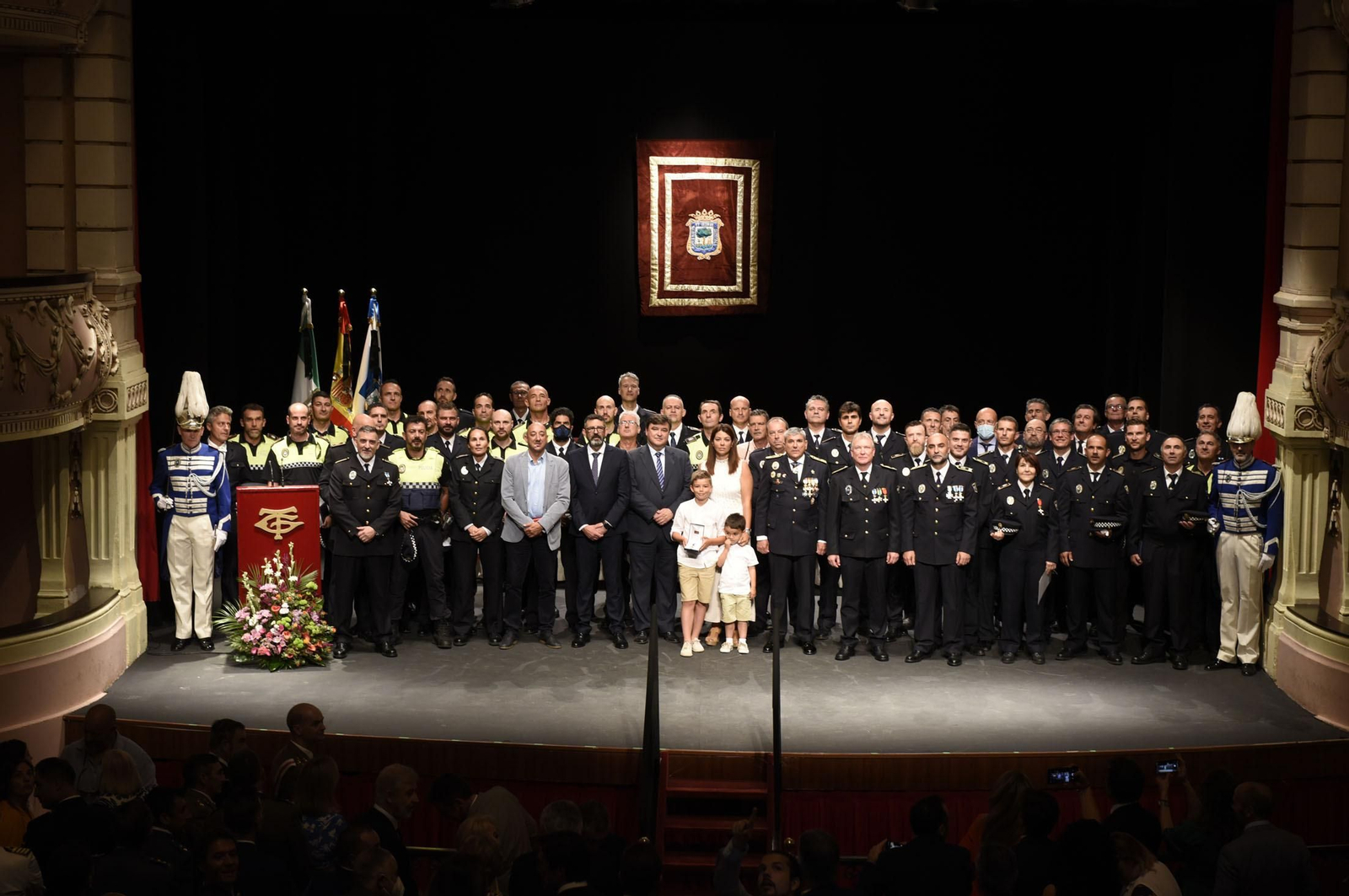 Imágenes del acto del Día de la Policía Local de Huelva