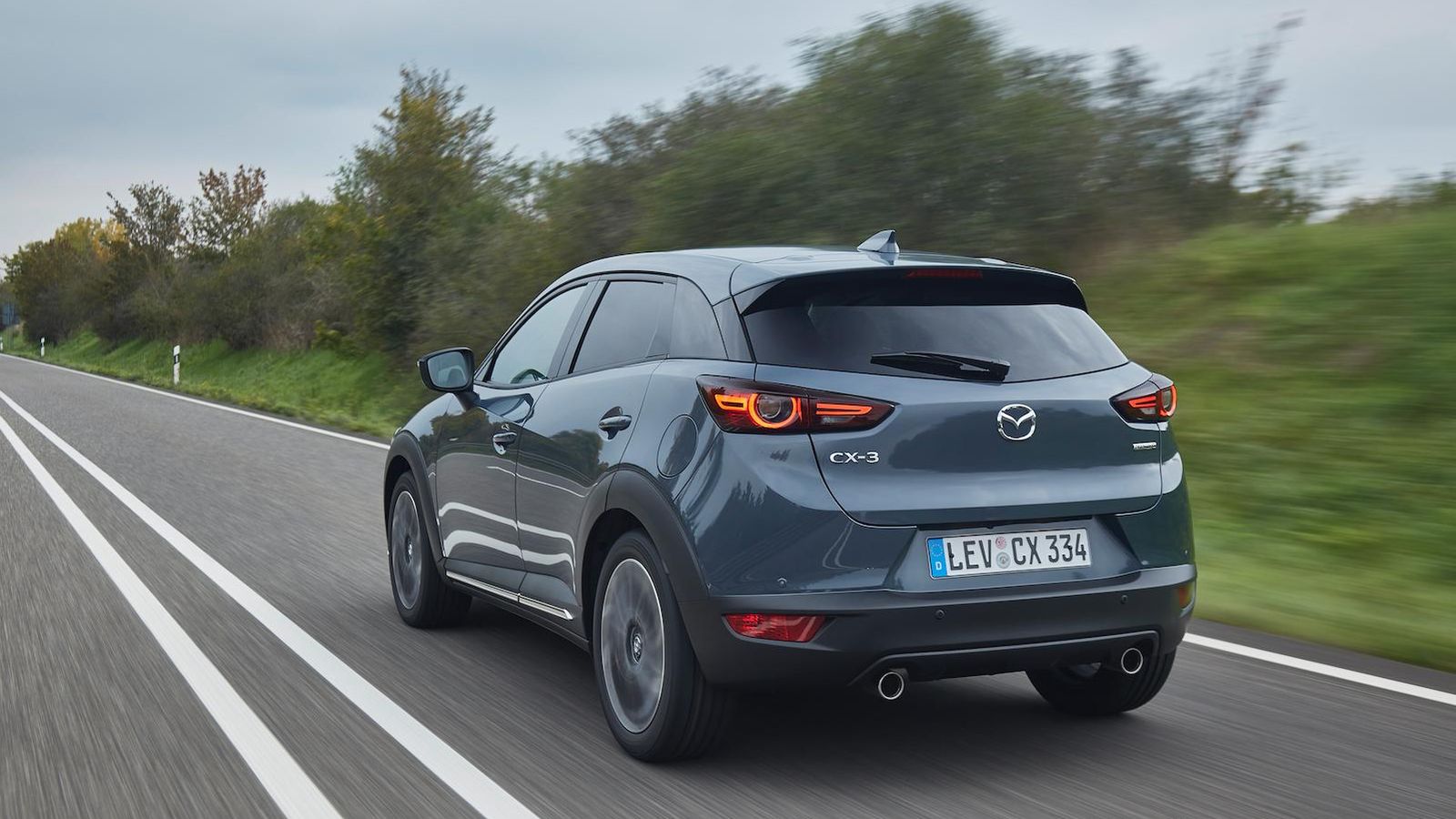 El CX-3 sólo está disponible con un motor de gasolina, de 121 CV, combinable con dos cajas de cambios.