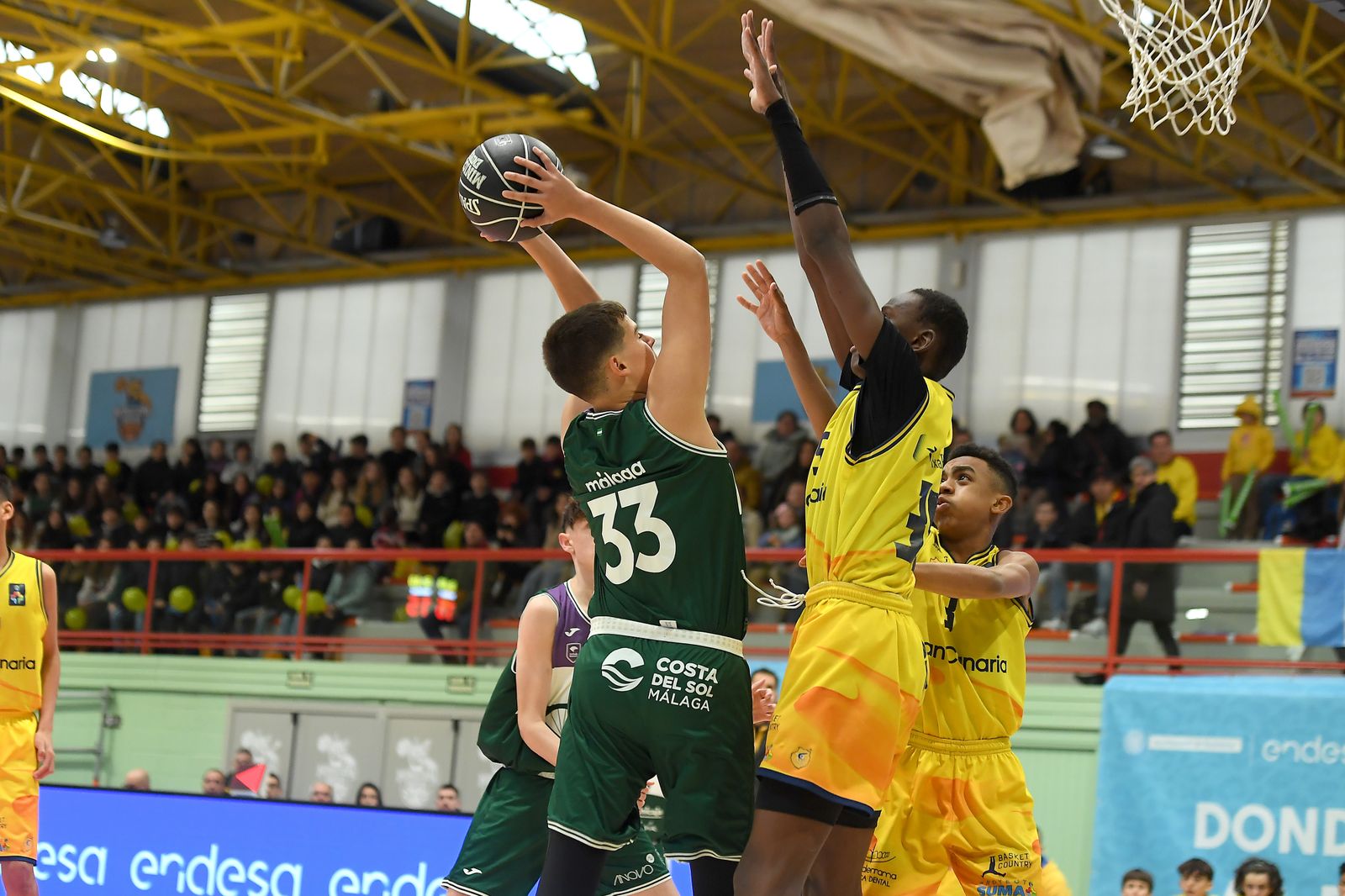 El Unicaja cayó ante el Granca en la Minicopa