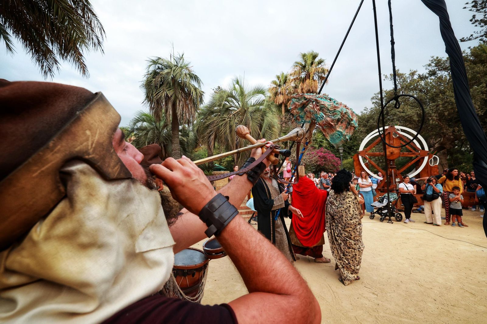 Imágenes del Mercado Fenicio del Parque Genovés de Cádiz