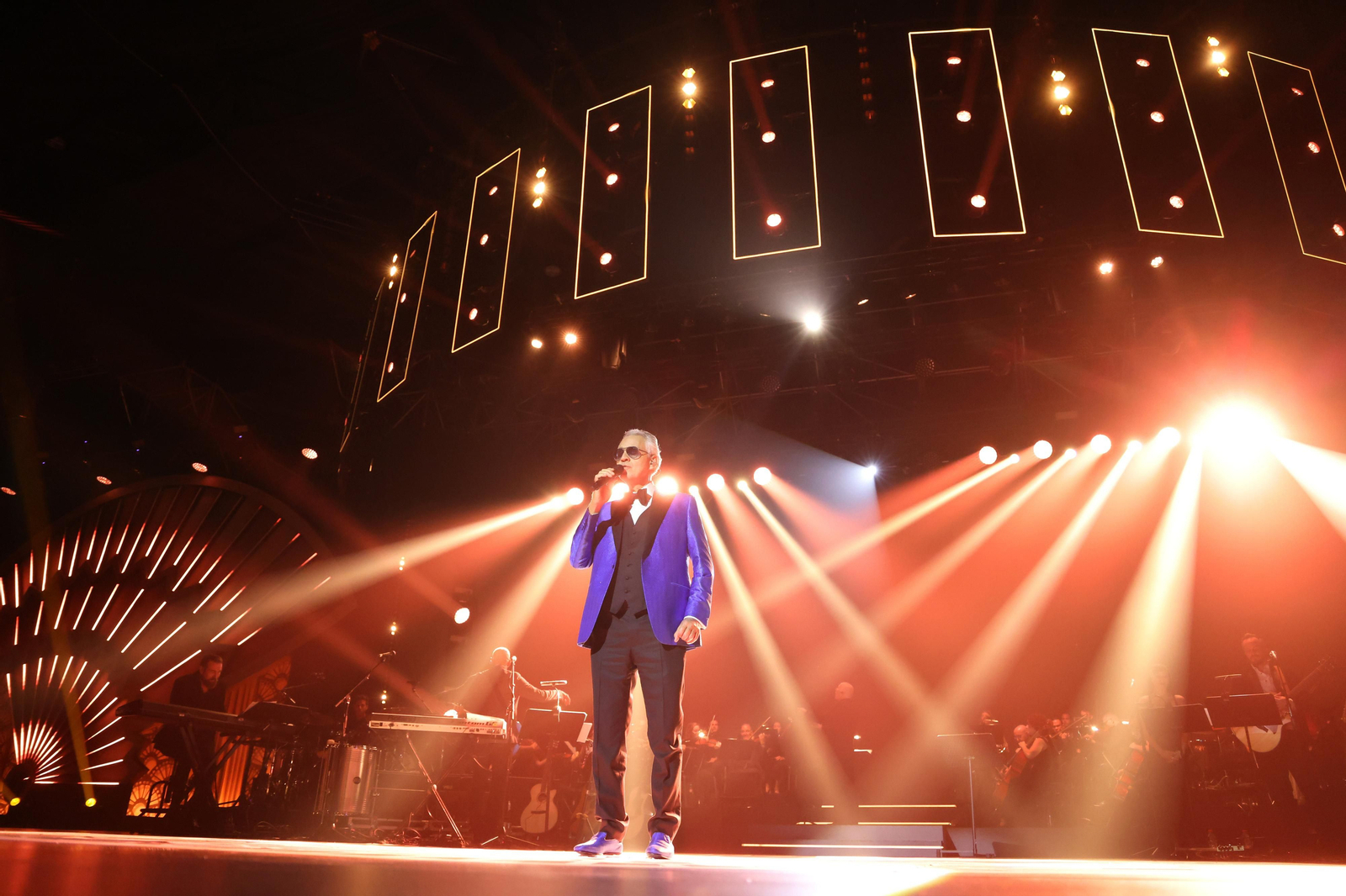 Gala de entrega del premio Persona del Año de los Grammy Latinos de Sevilla a Laura Pausini