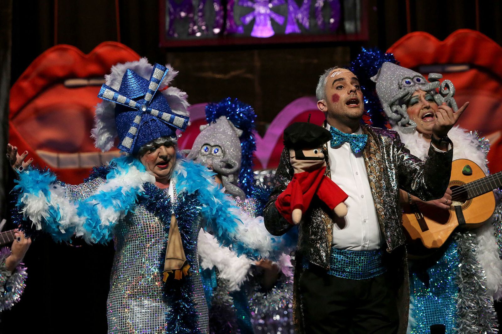 Primer día del Carnaval Colombino en imágenes