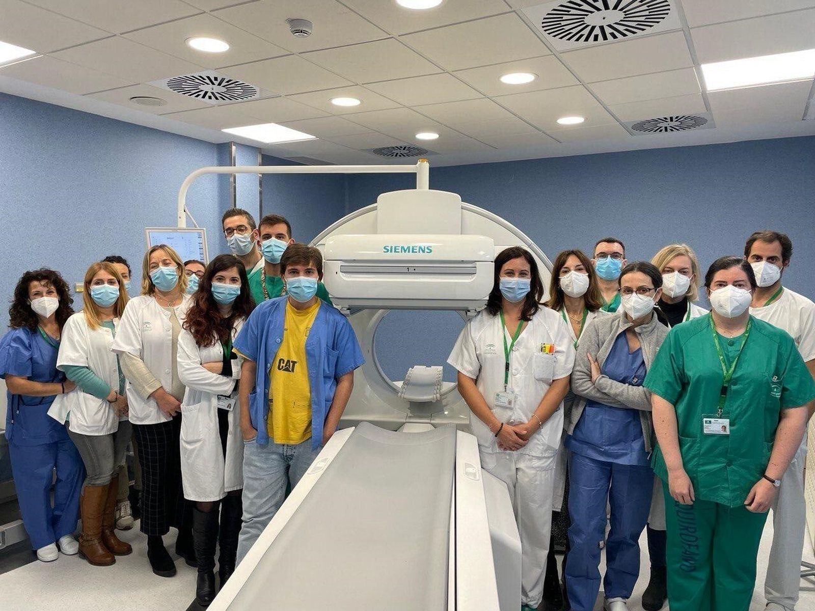 El nuevo equipo que mejora la calidad y precisión diagnóstica del servicio de Medicina Nuclear del Clínico.