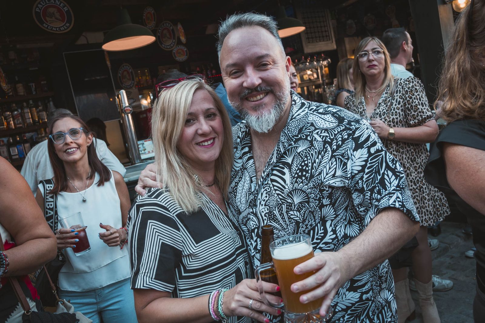 Búscate en las imágenes del viernes 27 de septiembre en el Oktoberfest de Plaza Canterbury en Jerez