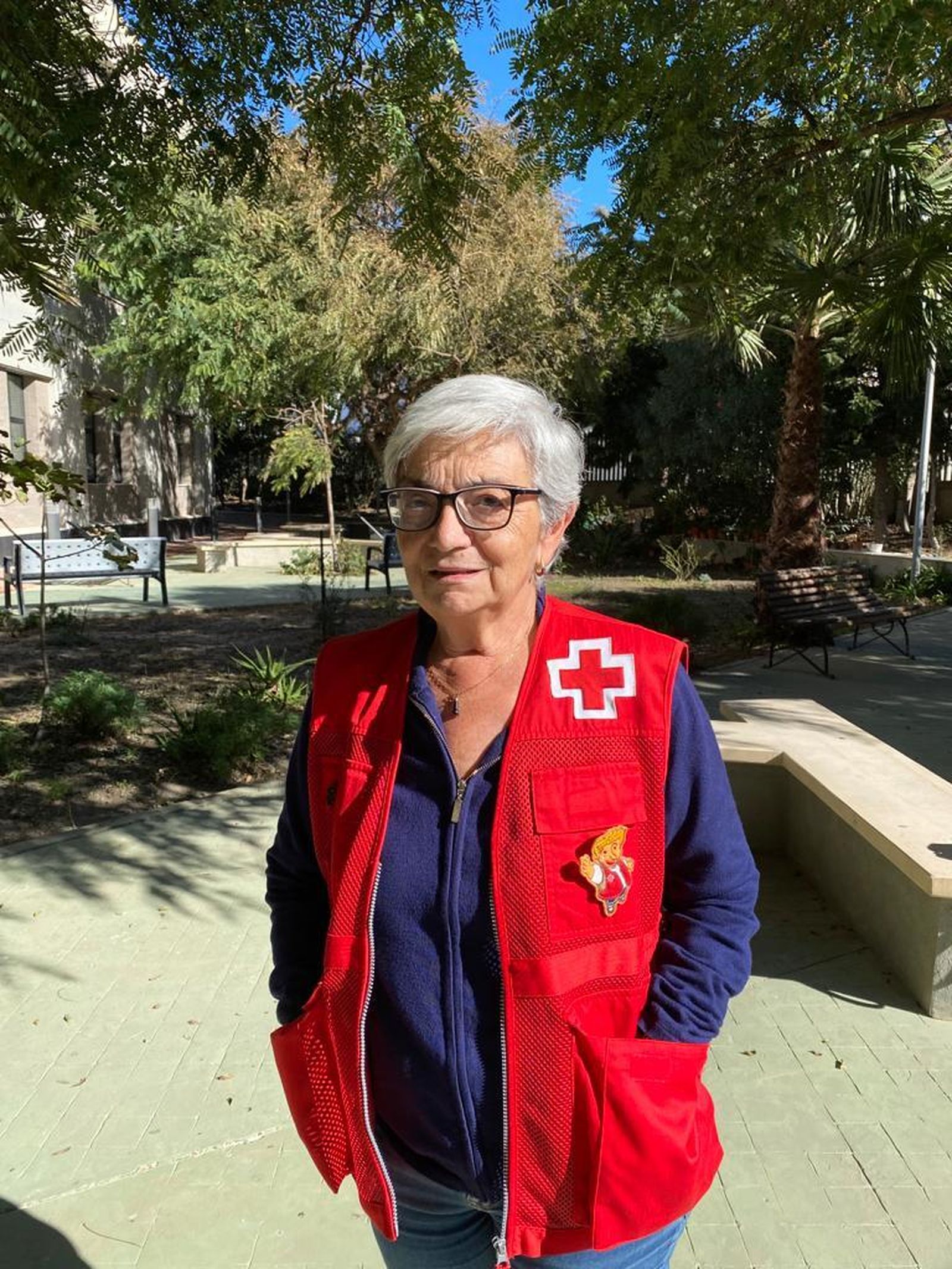Paqui Soria es voluntaria del EAPS de Cruz Roja en Almería