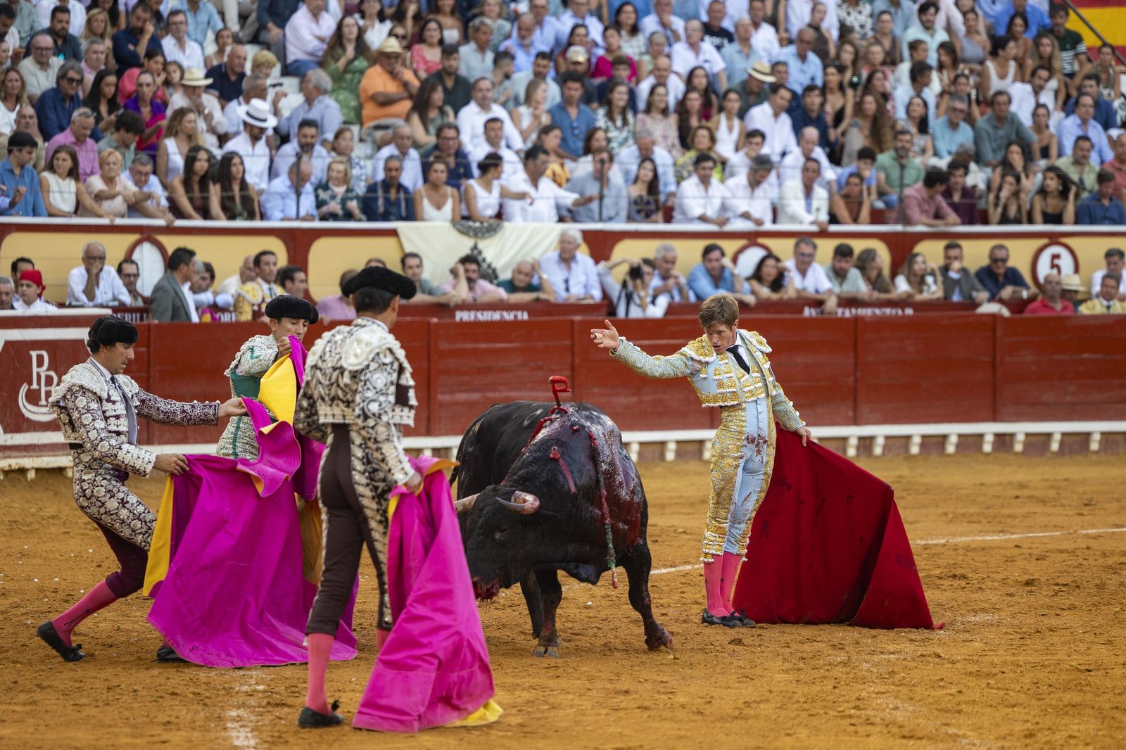 En imágenes, la última corrida de toros del verano en la plaza de El Puerto de Santa María