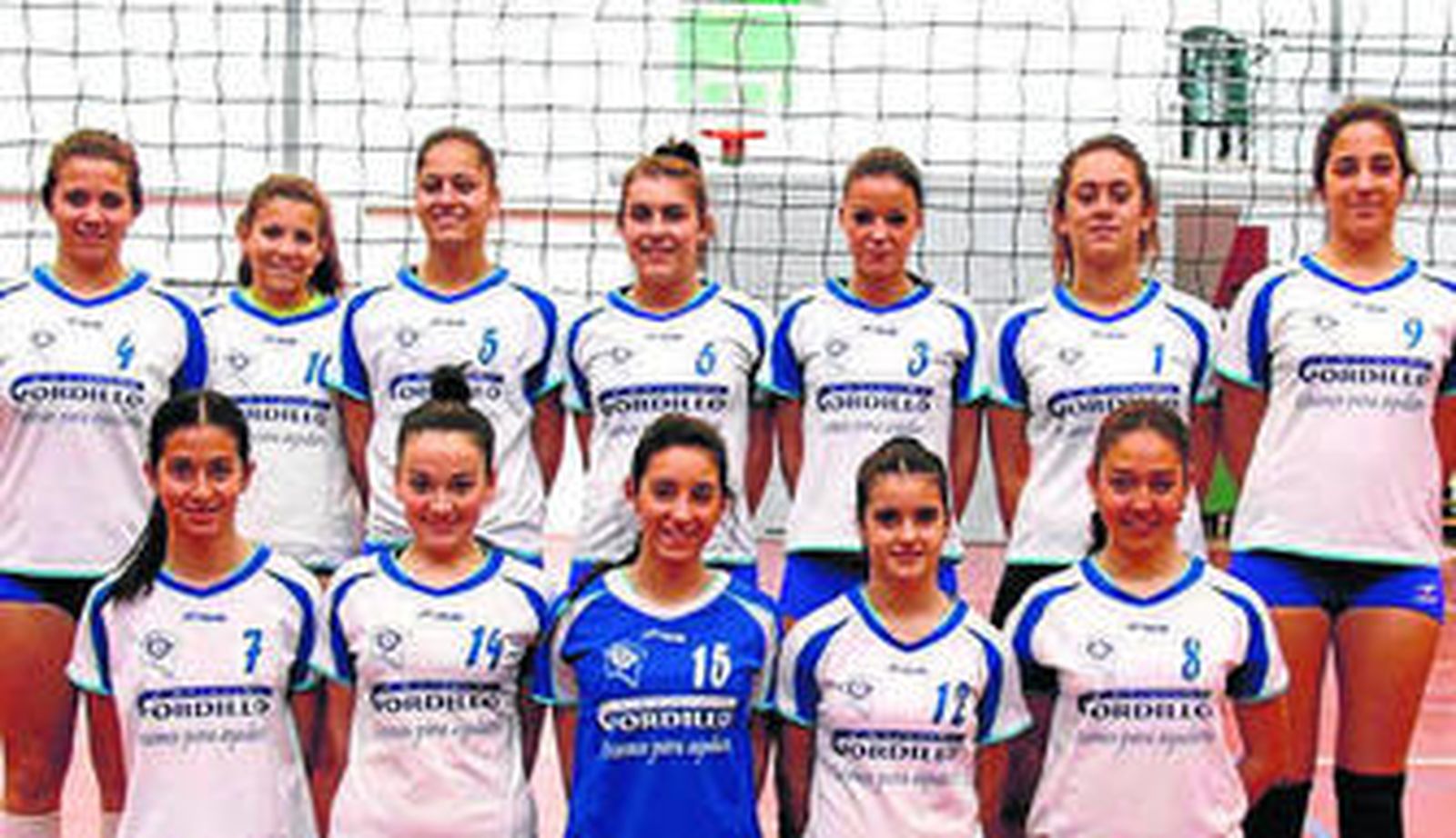 Jugadoras del Estuaria Ortopedia Gordillo juvenil.