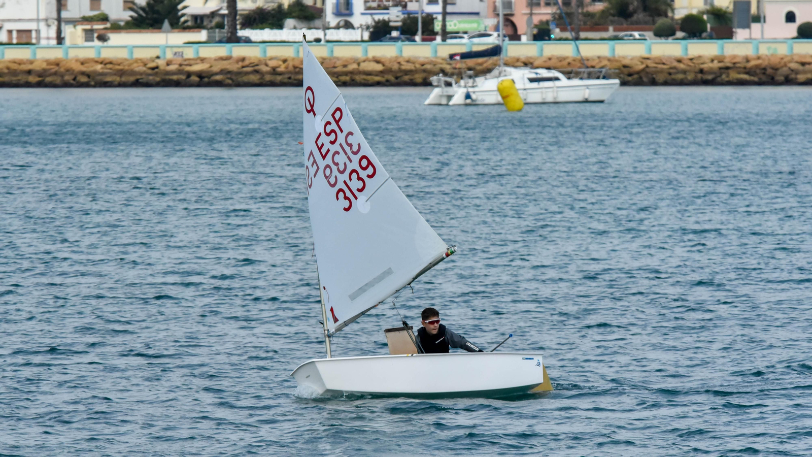 Las fotos de la primera jornada de la Copa de Andalucía de Óptimist en La Línea