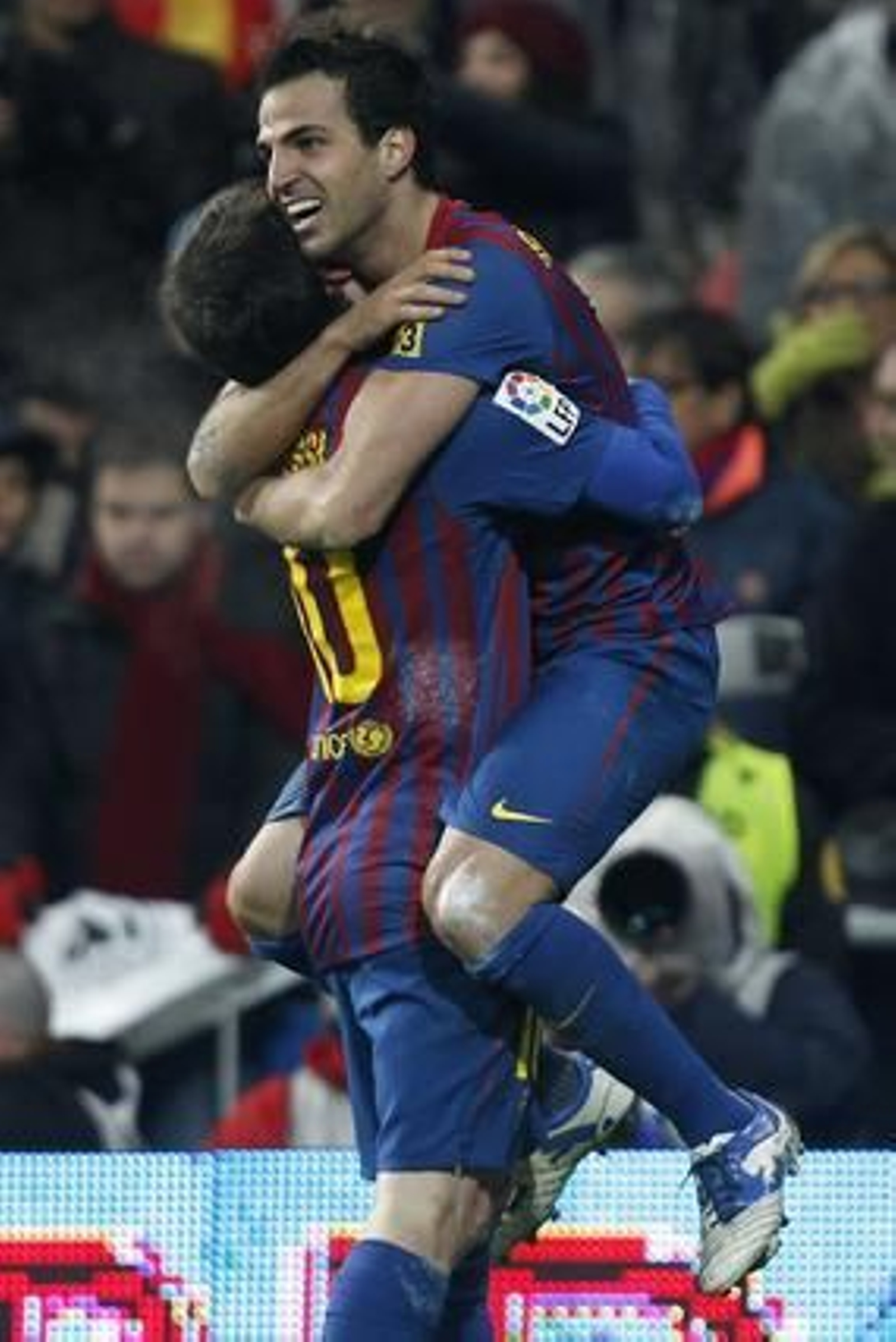 El Barcelona vence al Real Madrid a domicilio (1-3). / Reuters