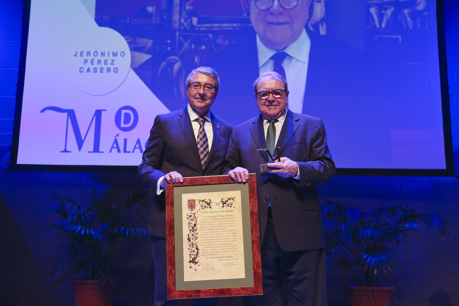 Las fotos de las distinciones 'M de Málaga' con motivo del Día de Andalucía en la Diputación de Málaga