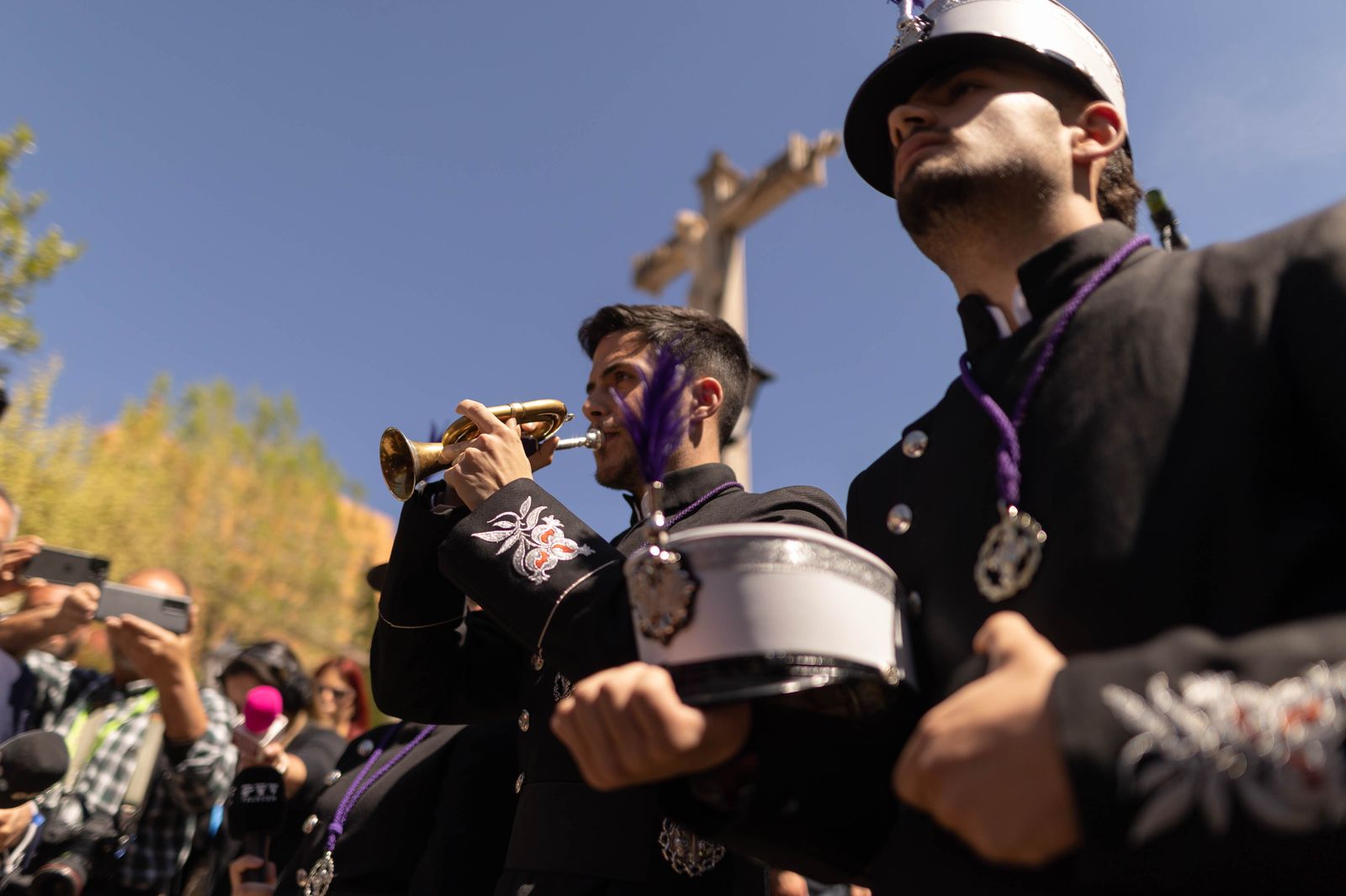 Las imágenes de un Viernes Santo en el Campo del Príncipe