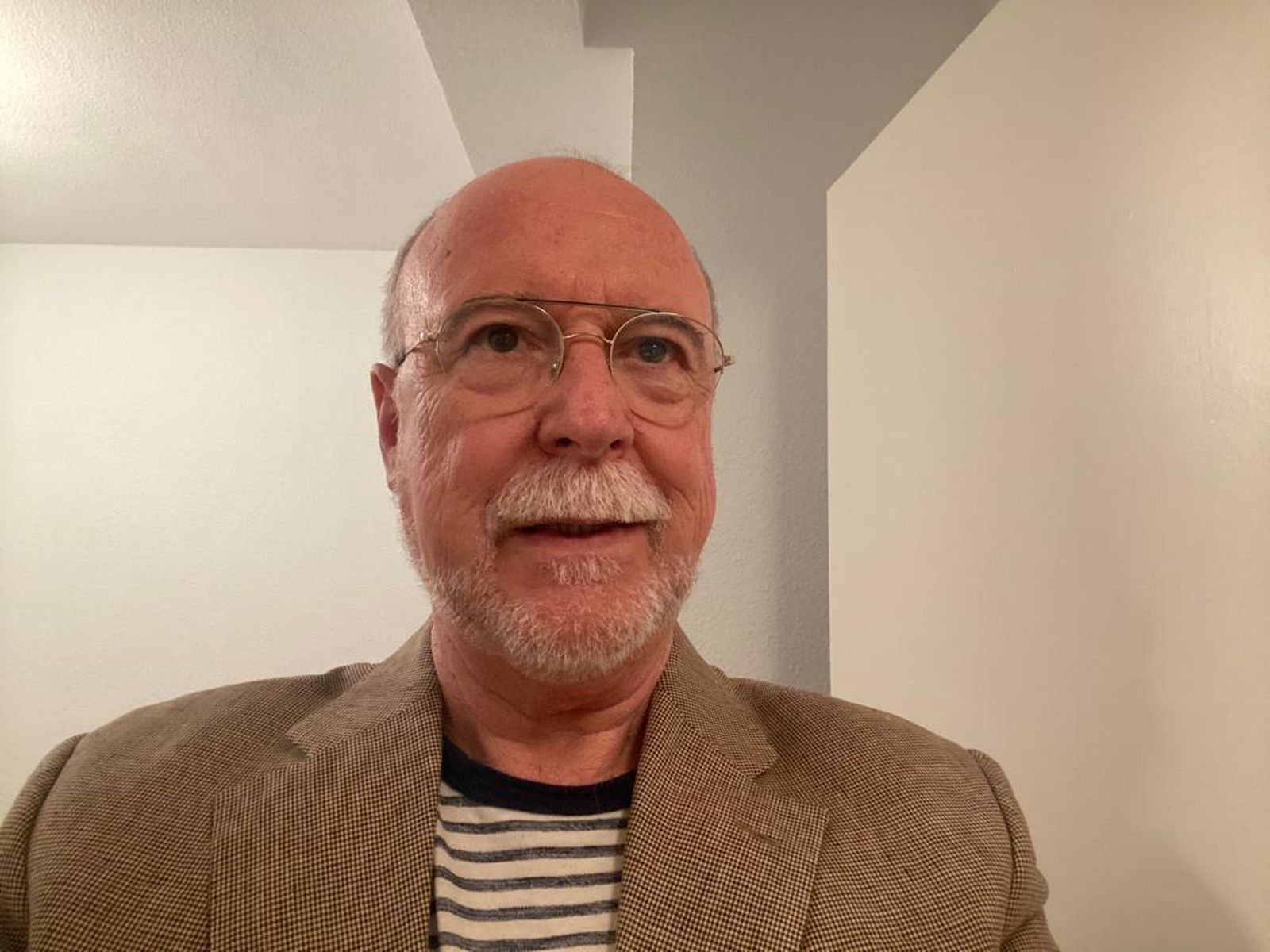 Pepe Jesús Sánchez Marín celebra el primer año de su obra que ha tenido una gran acogida.