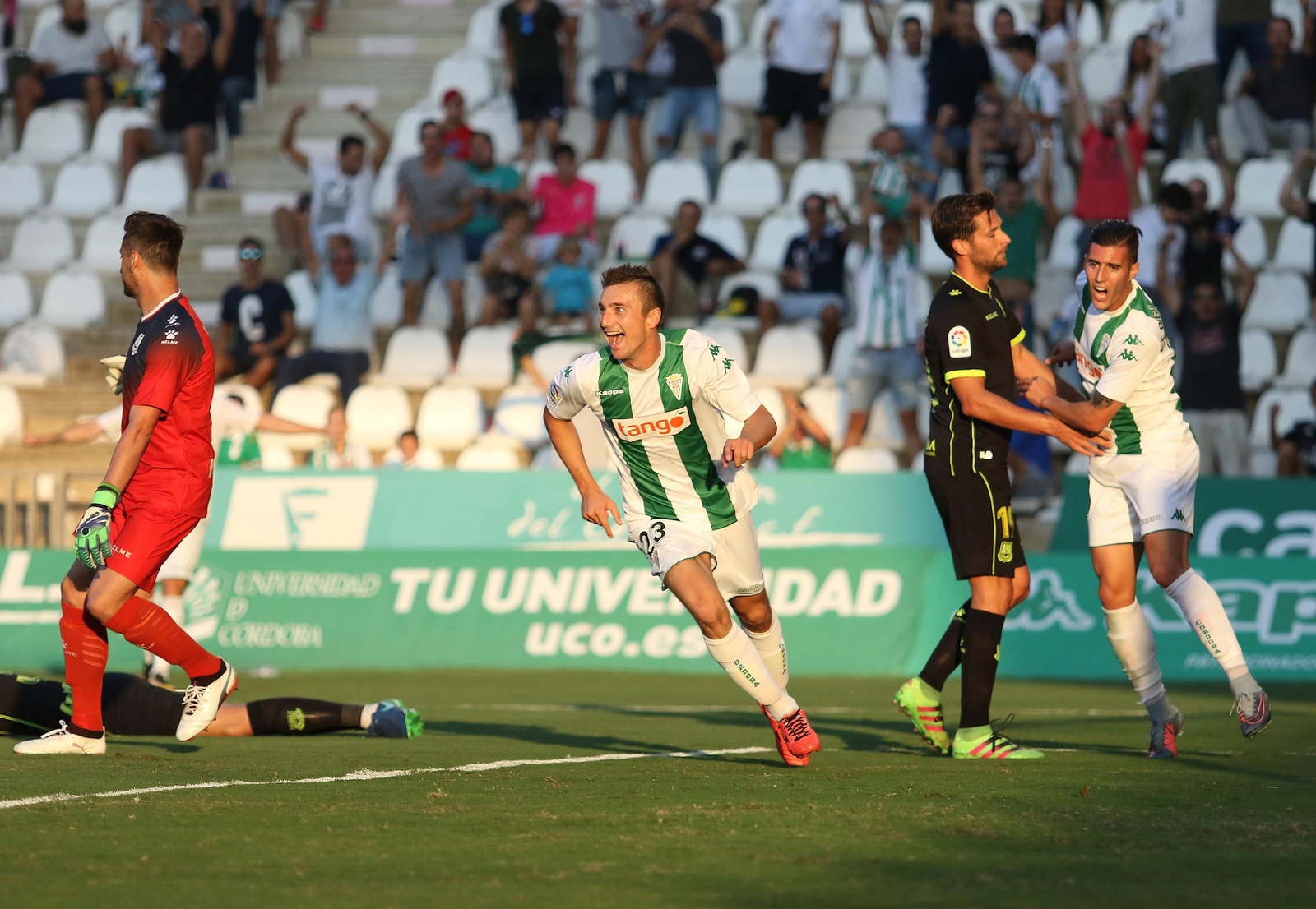 Las imágenes del Córdoba-Alcorcón
