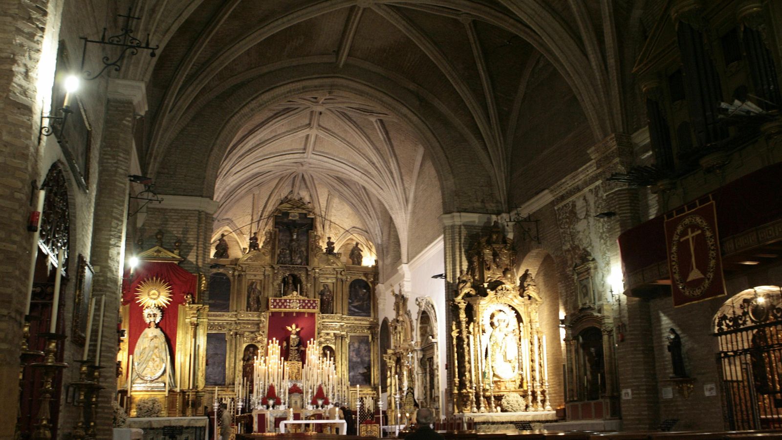 Interior de la Iglesia de San Martín.