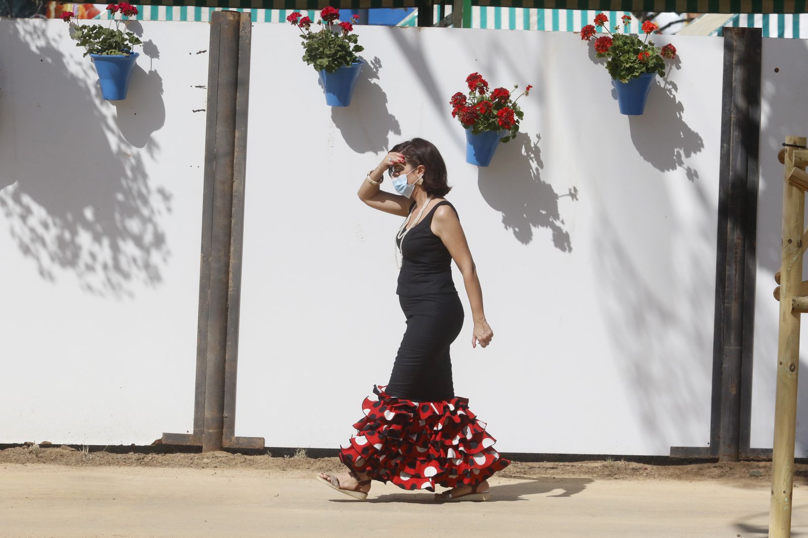 El ambiente del lunes de la Feria de Córdoba, en imágenes