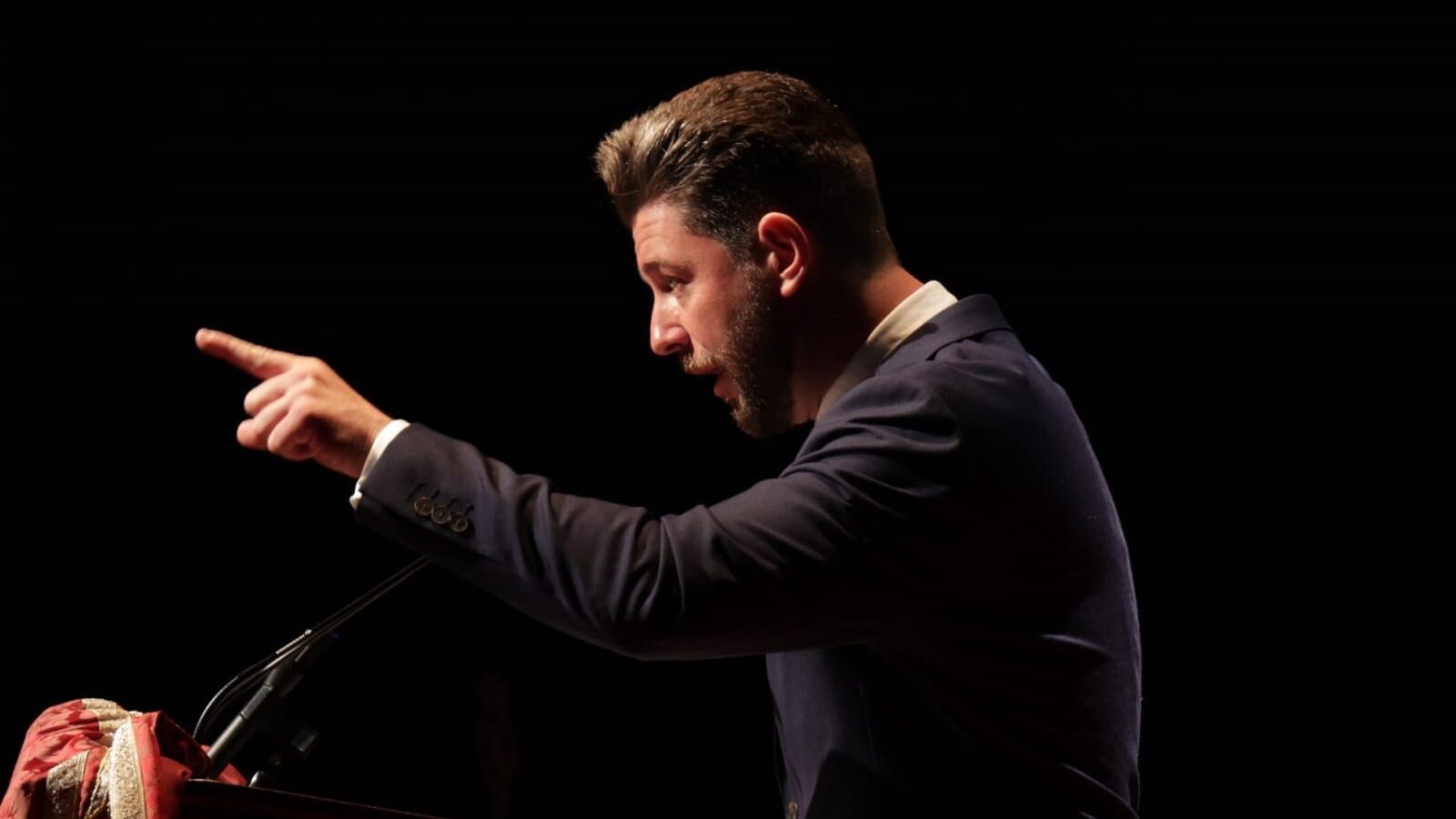 Guillermo Zuaza, durante el Pregón del Cargador que organiza la JCC.