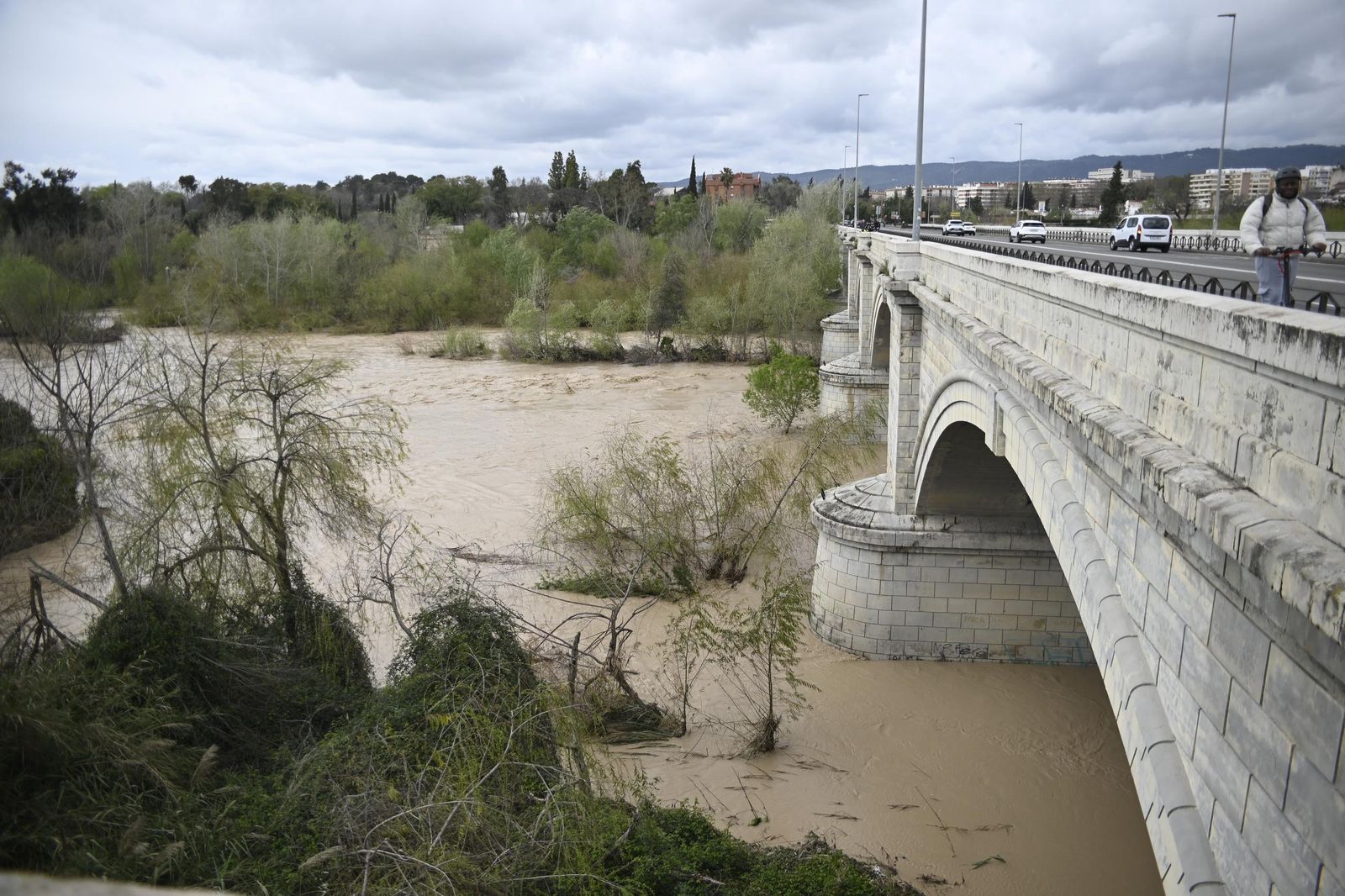 El río Guadalquivir recupera la normalidad tras las lluvias, pero sigue vigilado