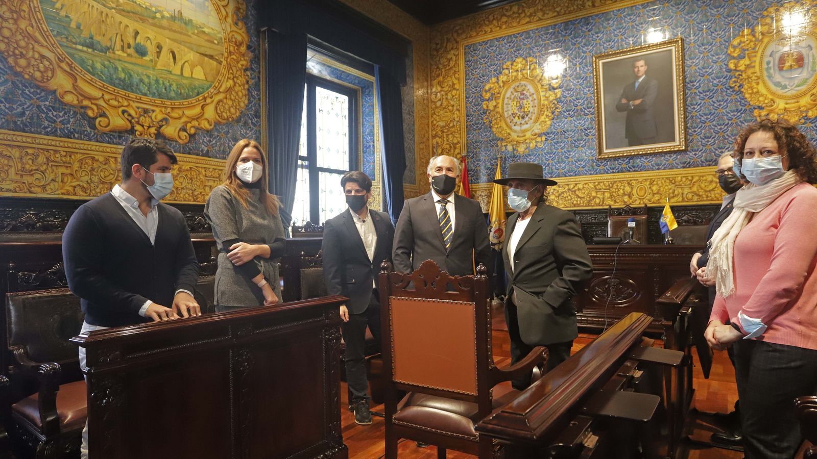 Fotos de la imposición de la insignia de Algeciras a El Lolo