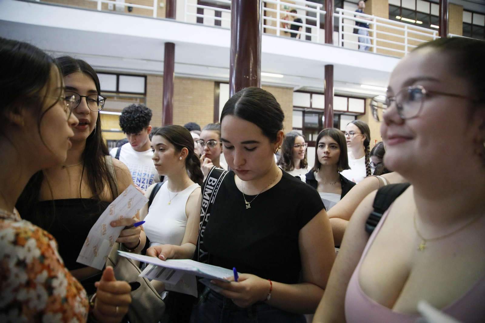 Imágenes de la evaluación para el acceso al sistema universitario (PEvAU)