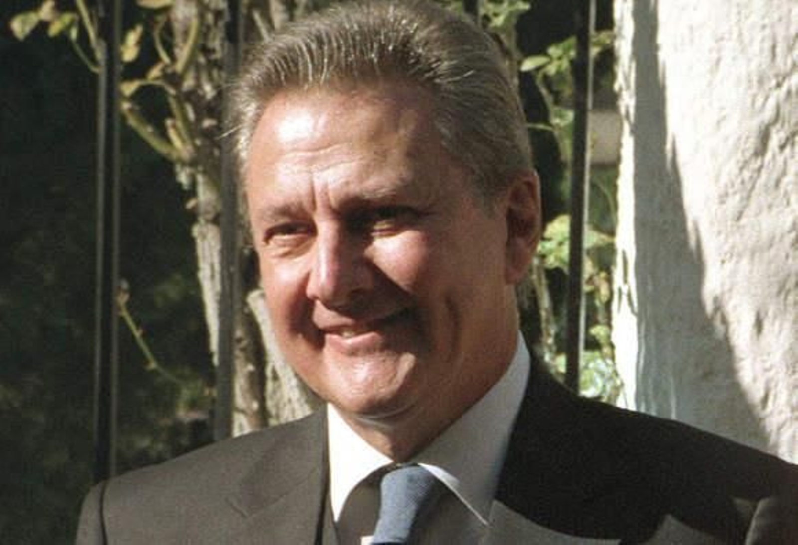 Carlos Larrañaga, ingresado de nuevo en estado grave