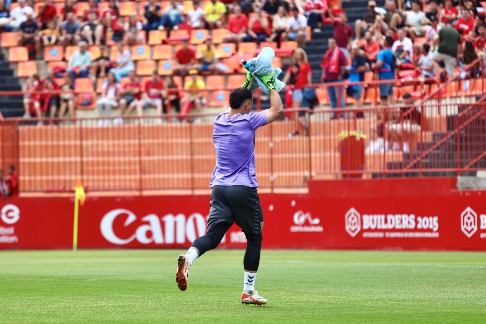 Así fue la locura del ascenso del Málaga CF en Tarragona