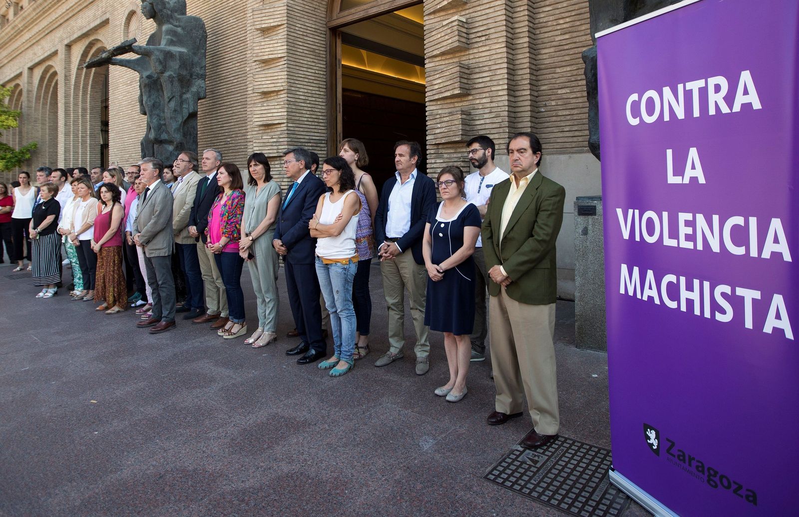 Estrangula a  su pareja en Zaragoza antes de entregarse